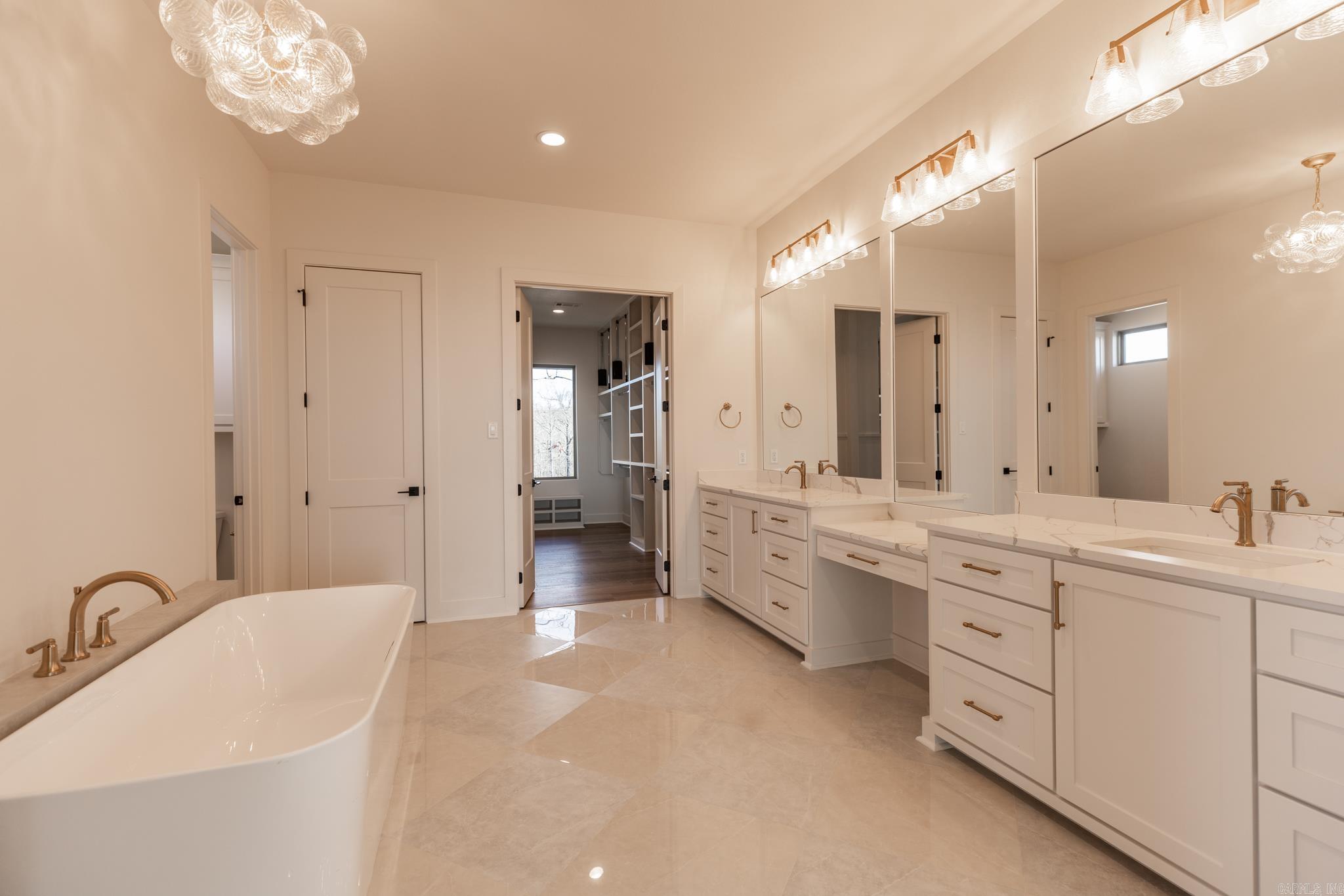 LAKEVIEW WEST - Residential