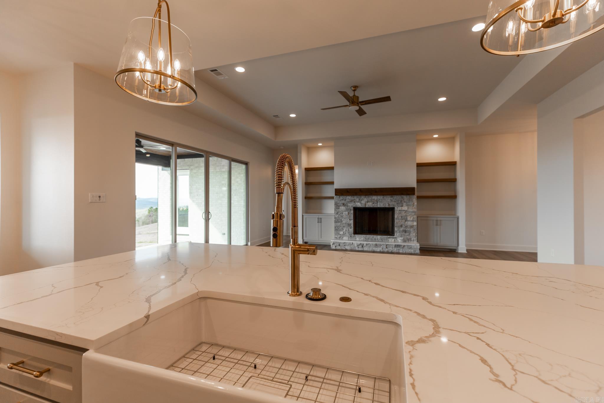 LAKEVIEW WEST - Residential