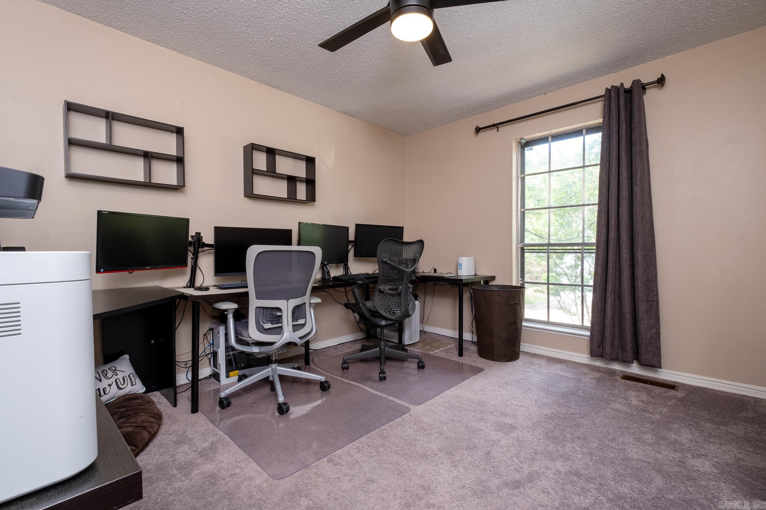 PLEASANT VIEW - Residential