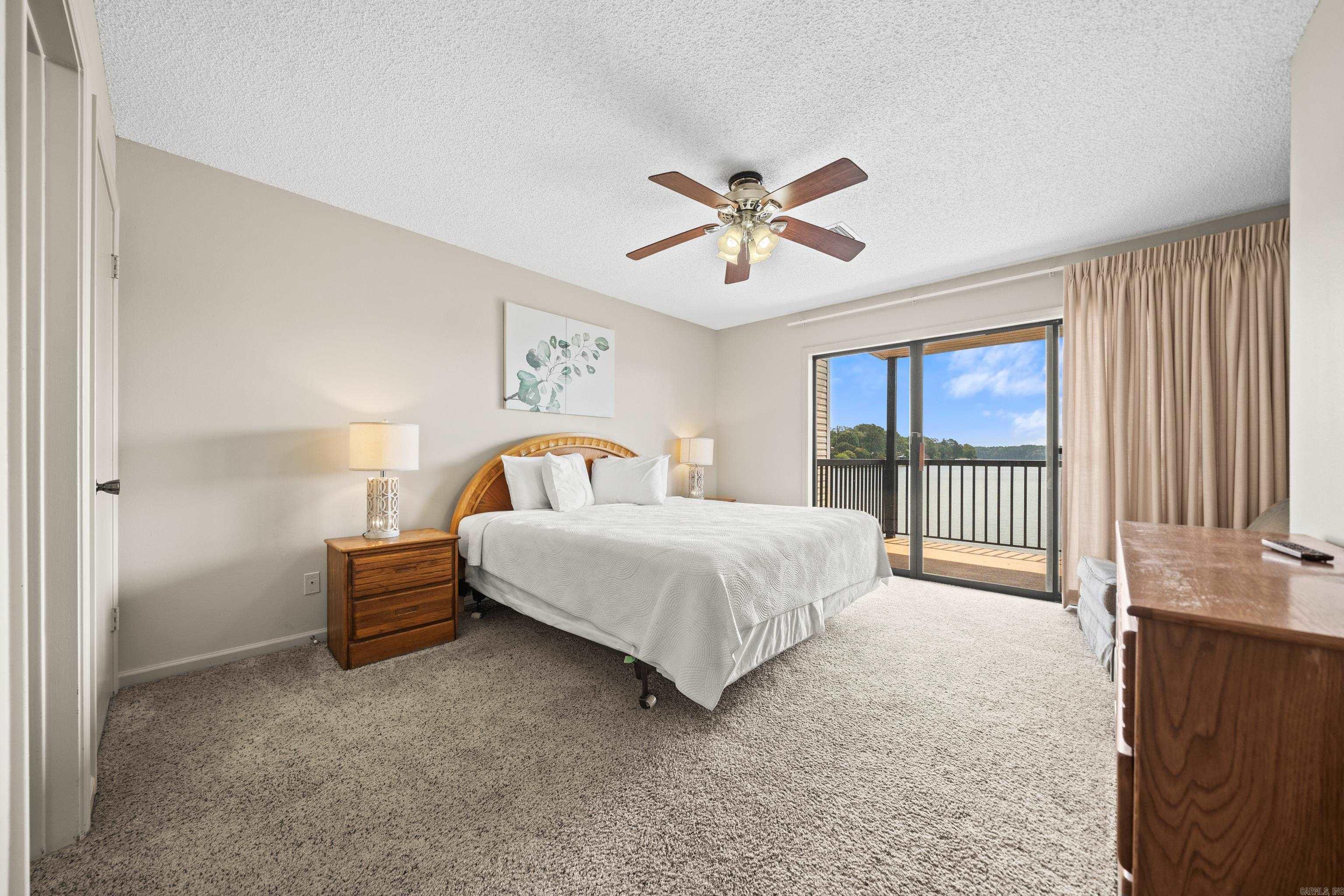 EMERALD ISLE HPR - Residential