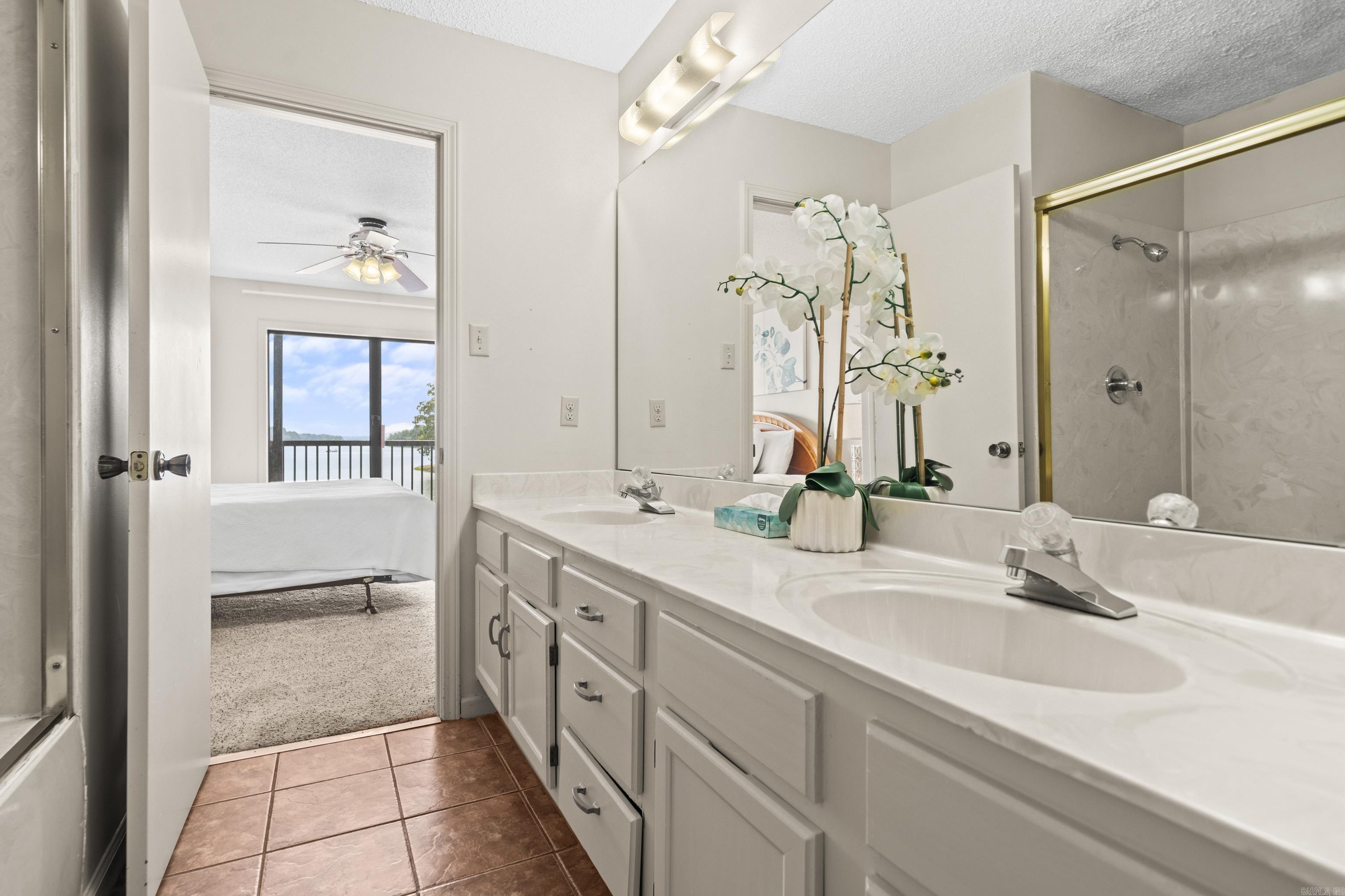 EMERALD ISLE HPR - Residential
