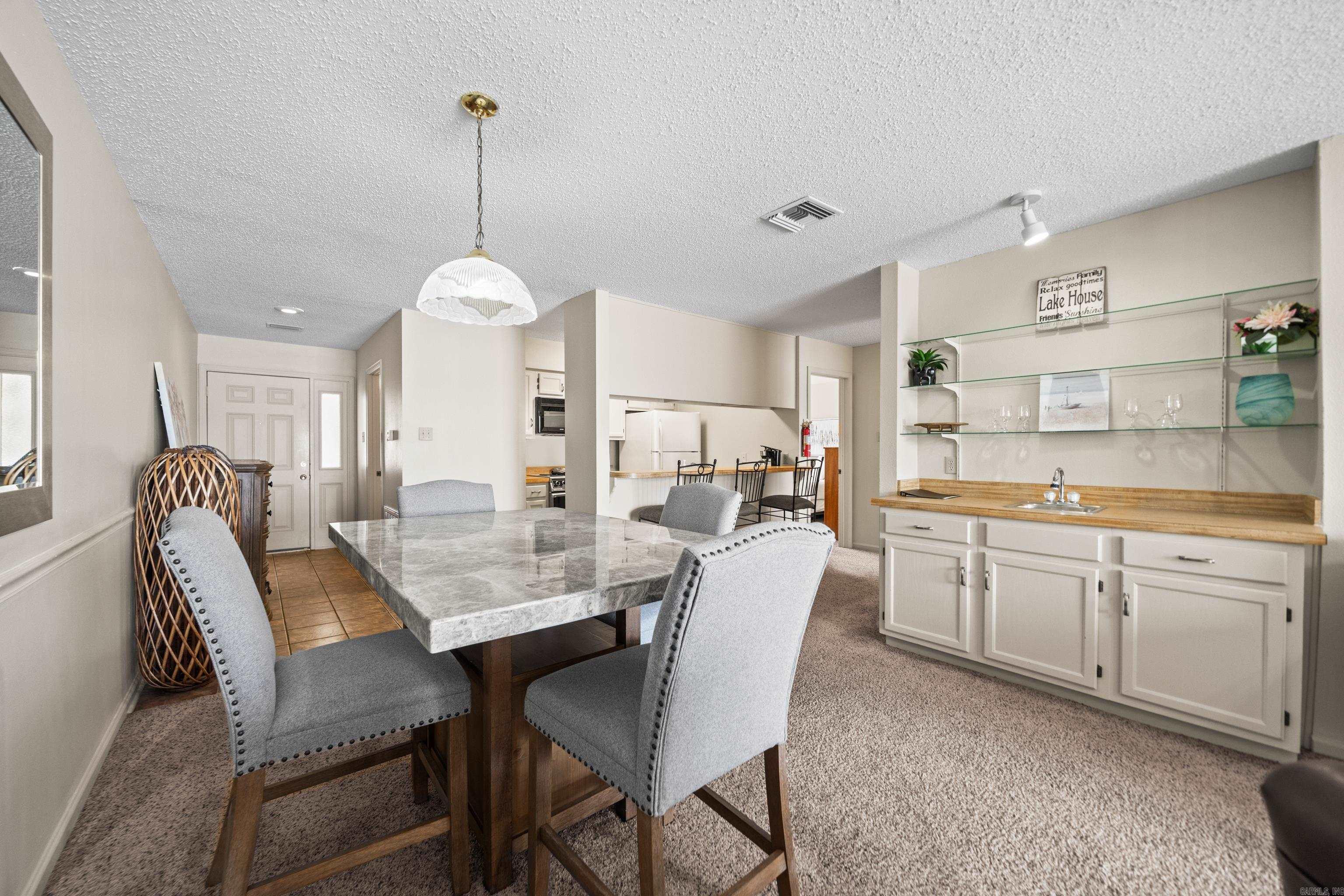 EMERALD ISLE HPR - Residential