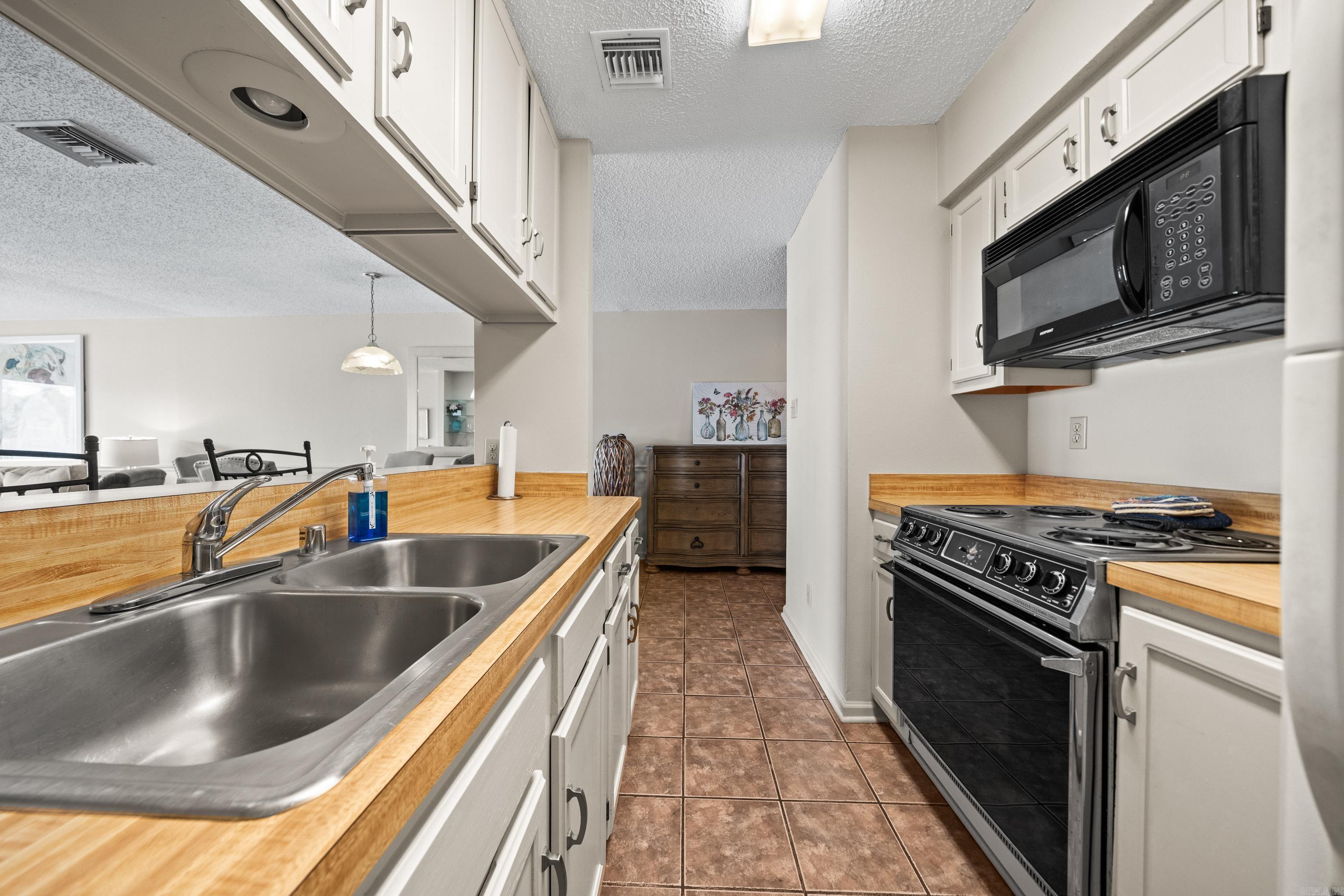 EMERALD ISLE HPR - Residential