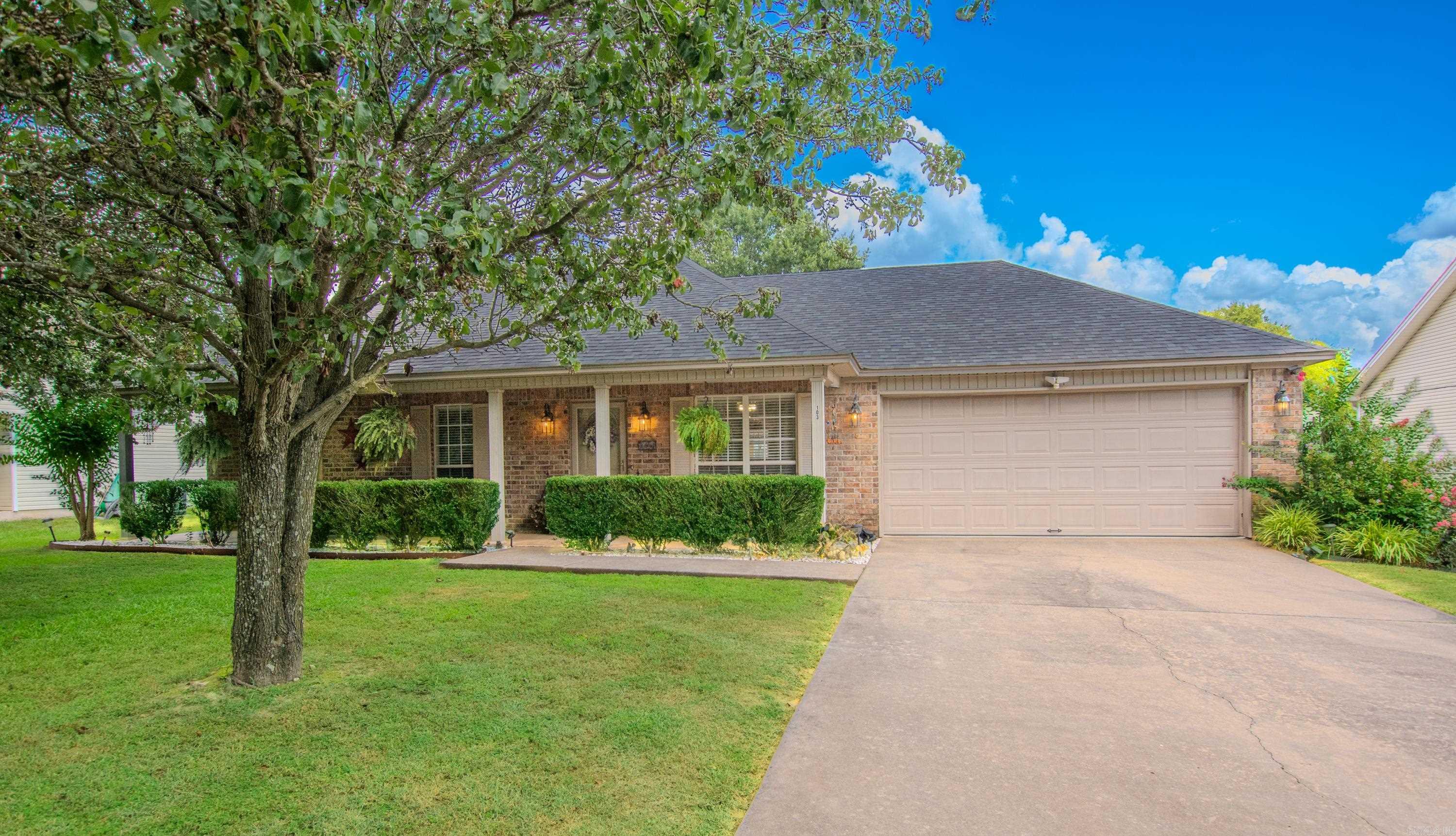 Welcome home to this beautiful 4 bedroom 2 bath home less that 1 mile to Harmony Grove schools. You will love this home the minute you enter. This home is very well maintained and has a great floor plan. It features a large kitchen with plenty of counter space and storage. Fresh paint, newer appliances, new roof and HVAC. This home is move in ready!