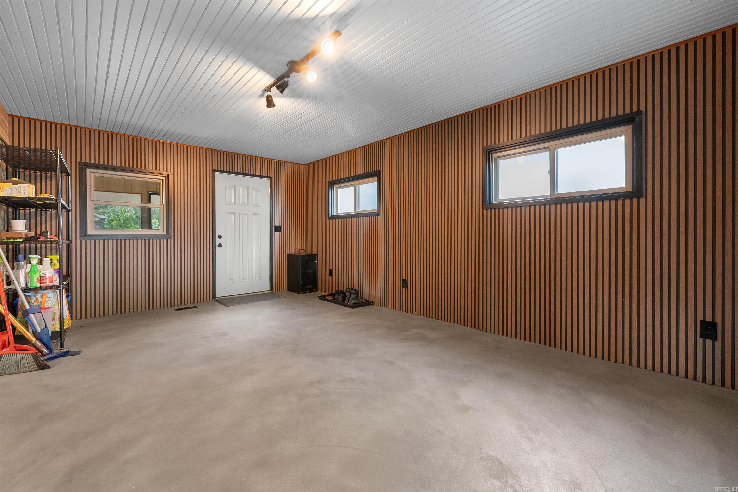 HEYDENS NLR HEIGHTS - Residential