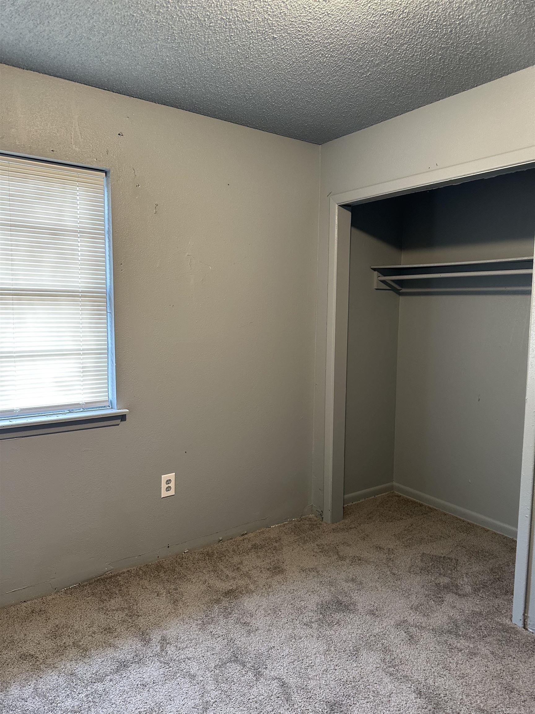 Dixie - Residential Lease