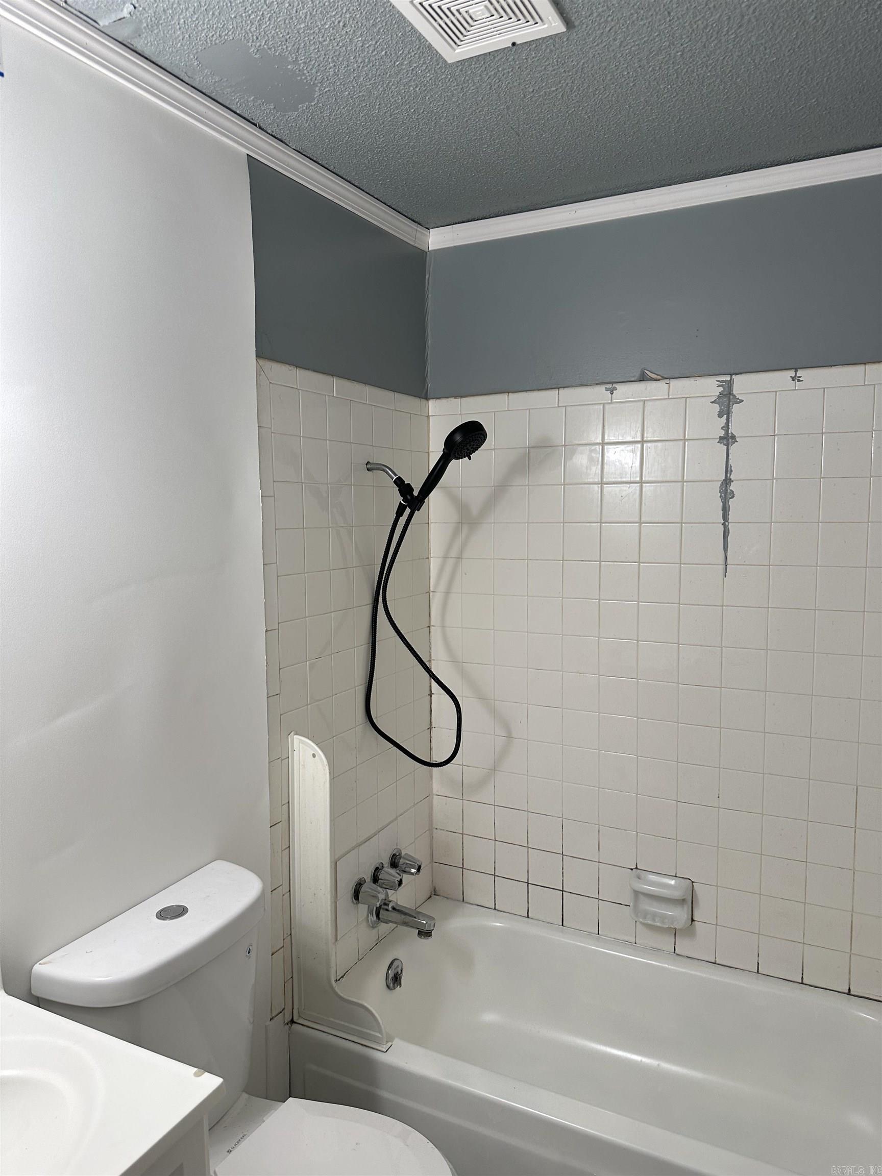 Dixie - Residential Lease