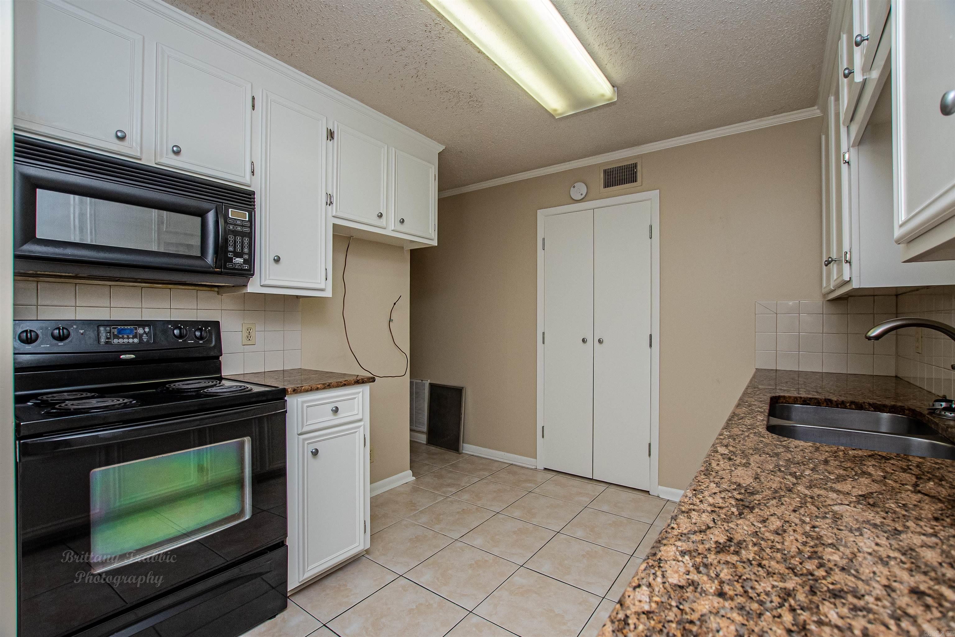 Thompson Heights 5th - Residential