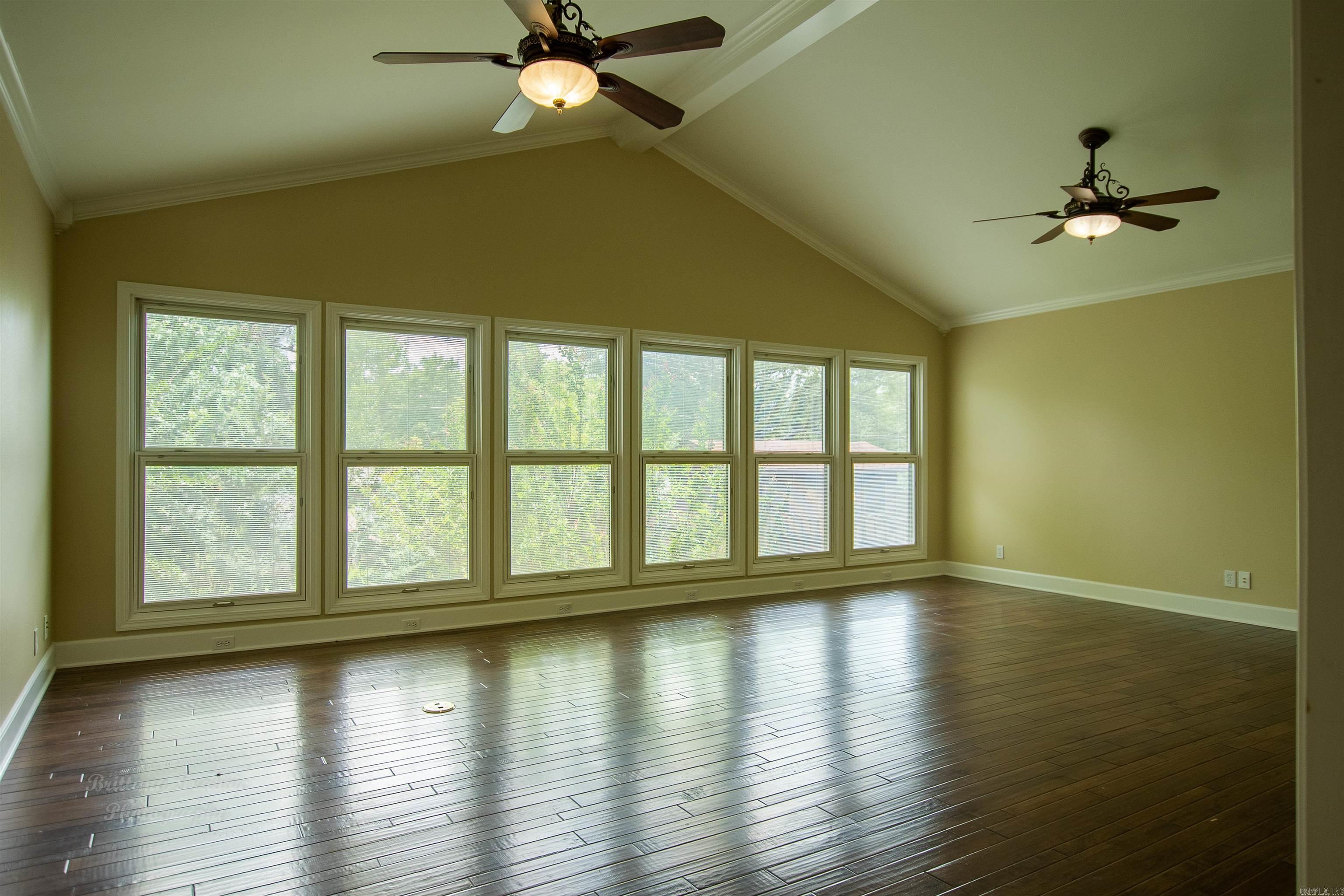 Thompson Heights 5th - Residential