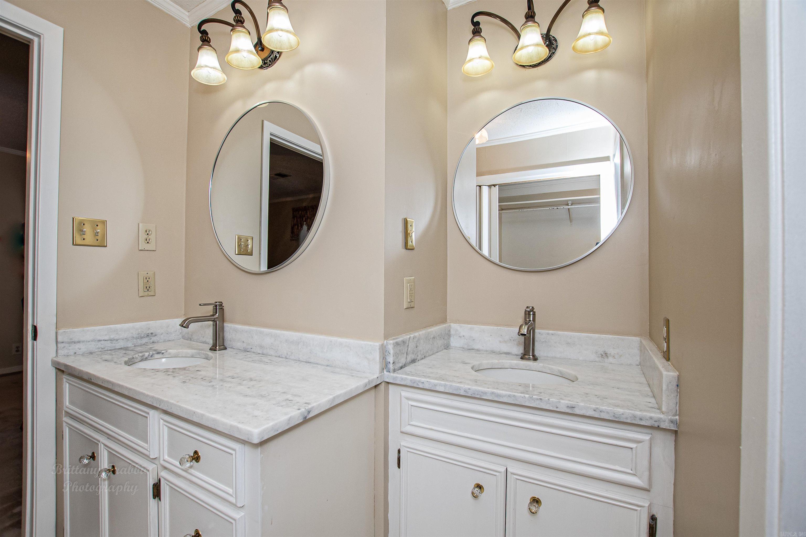 Thompson Heights 5th - Residential