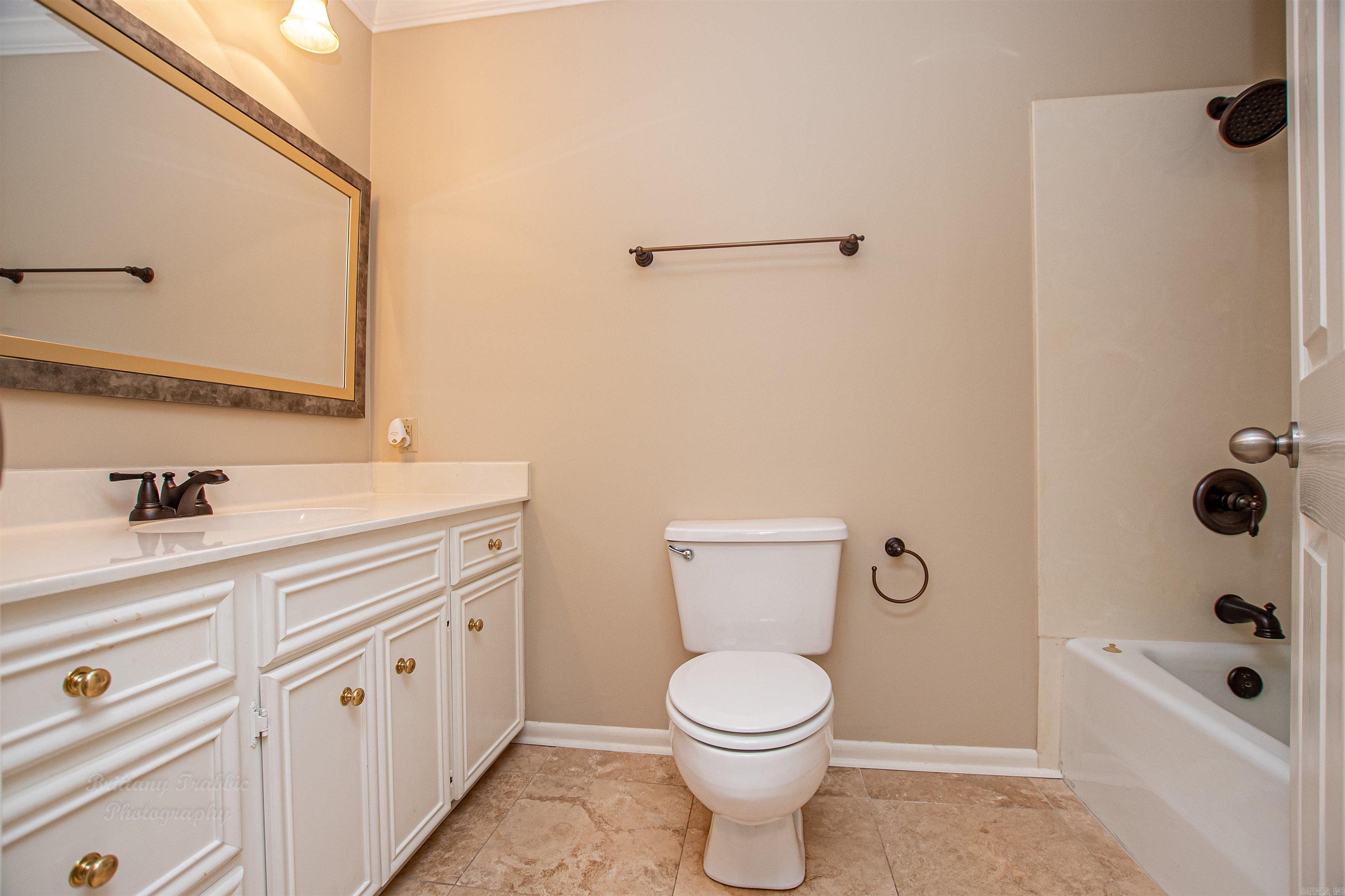 Thompson Heights 5th - Residential