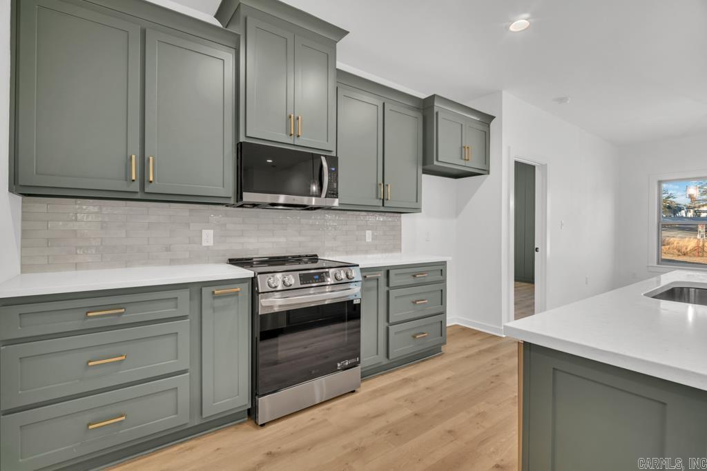 LEWIS COVE - Residential