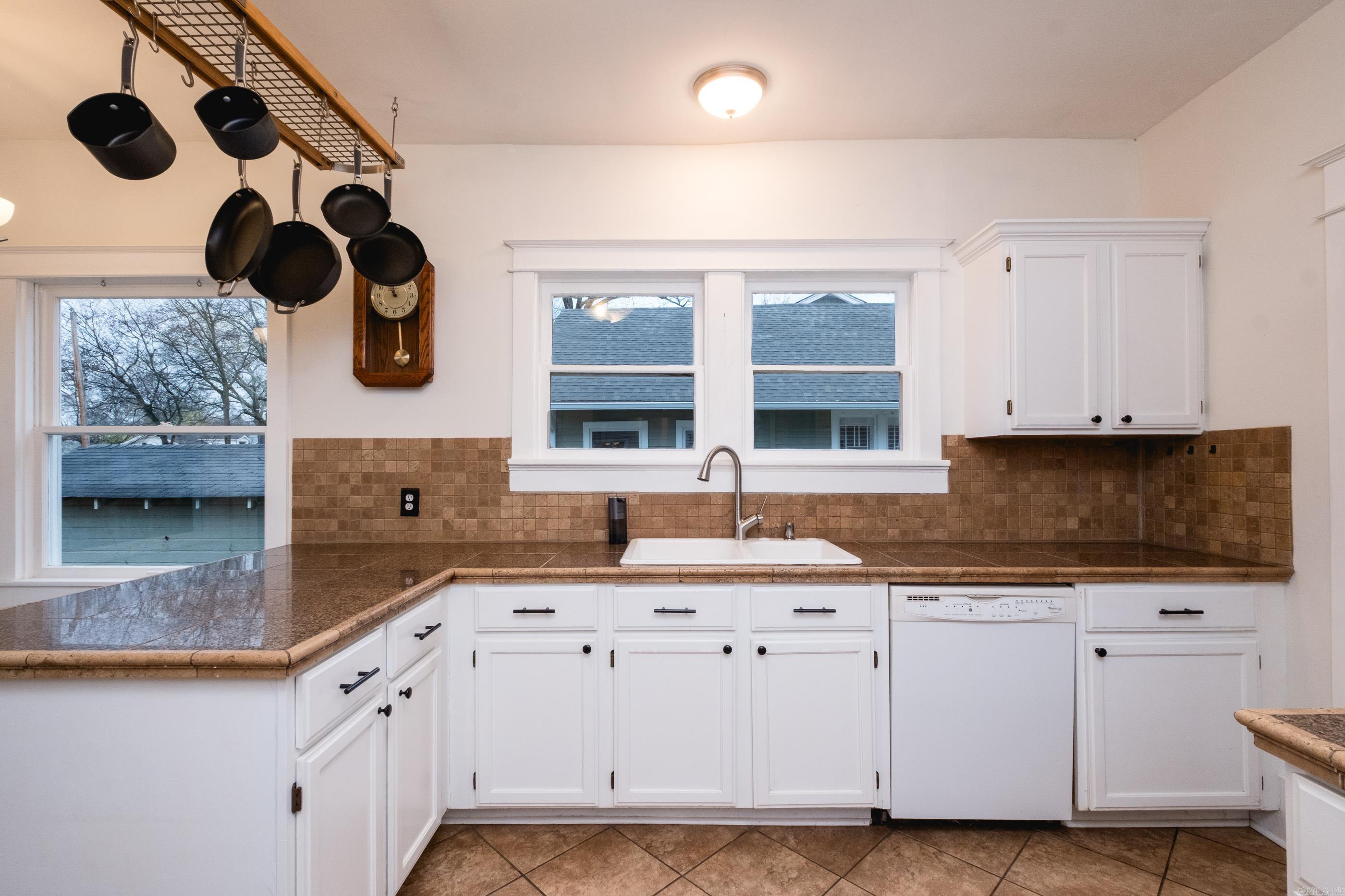 ELMHURST - Residential