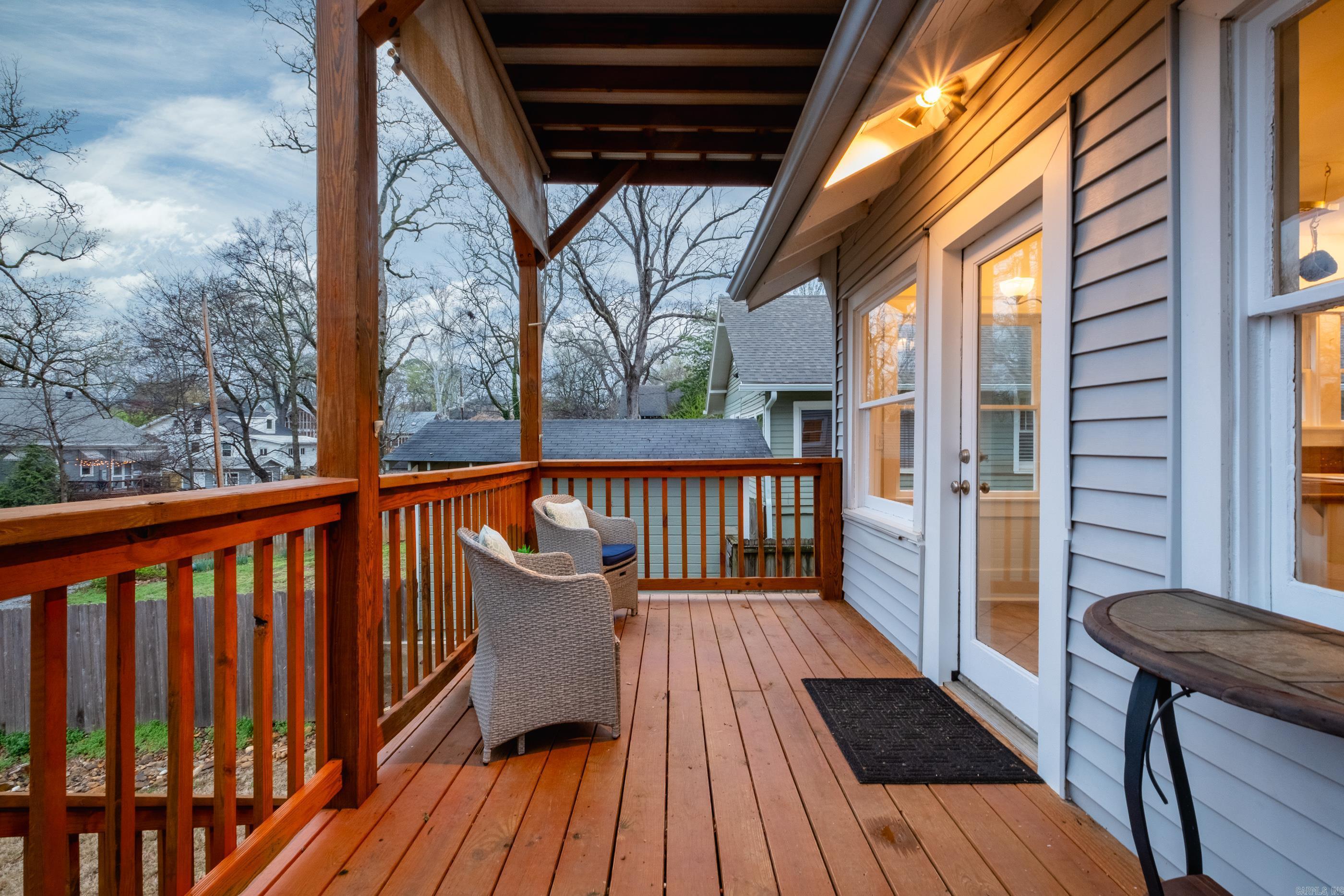 ELMHURST - Residential