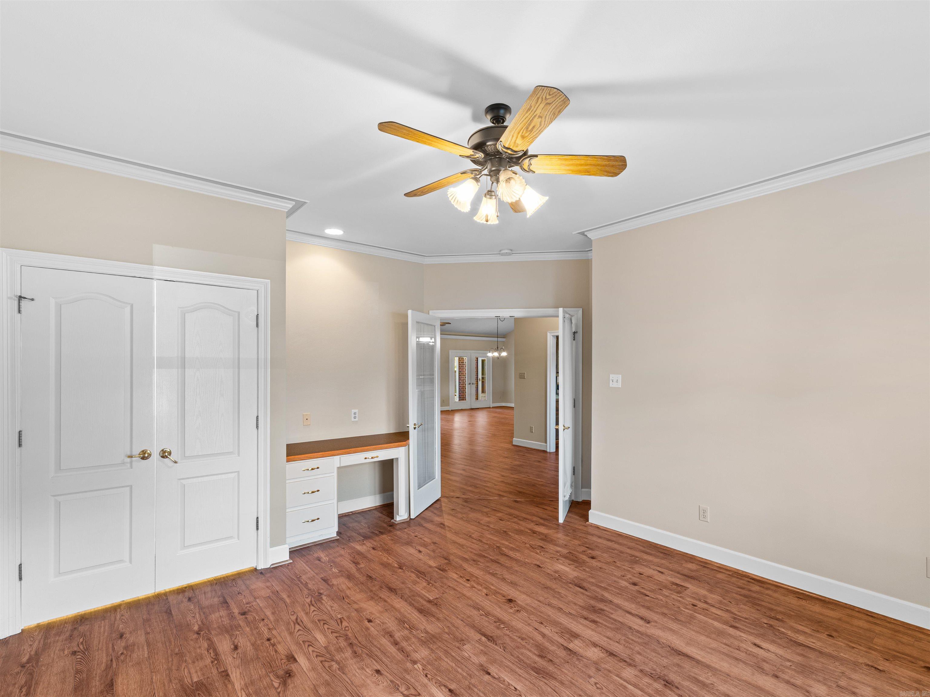 BRENTWOOD - Residential