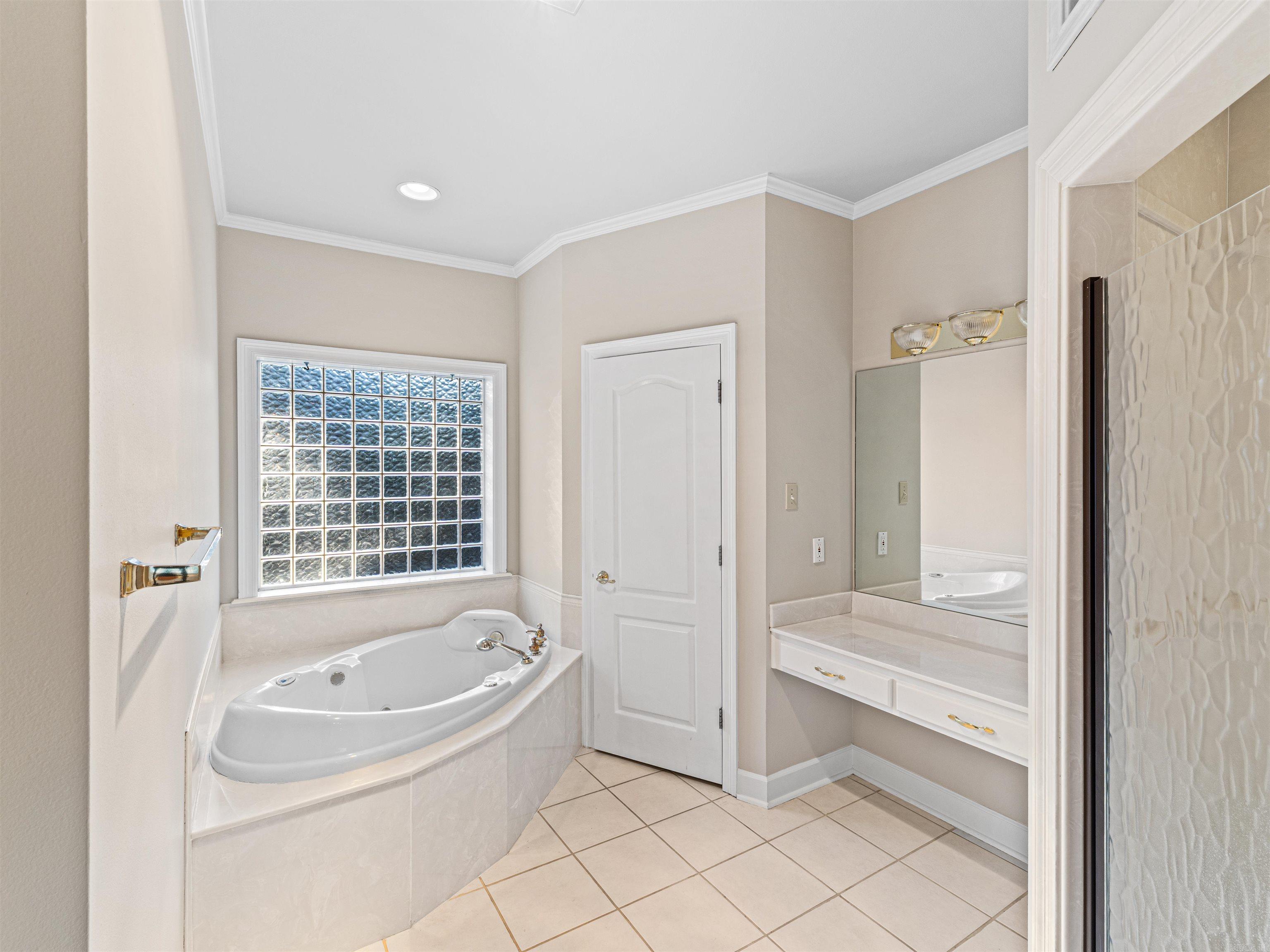 BRENTWOOD - Residential