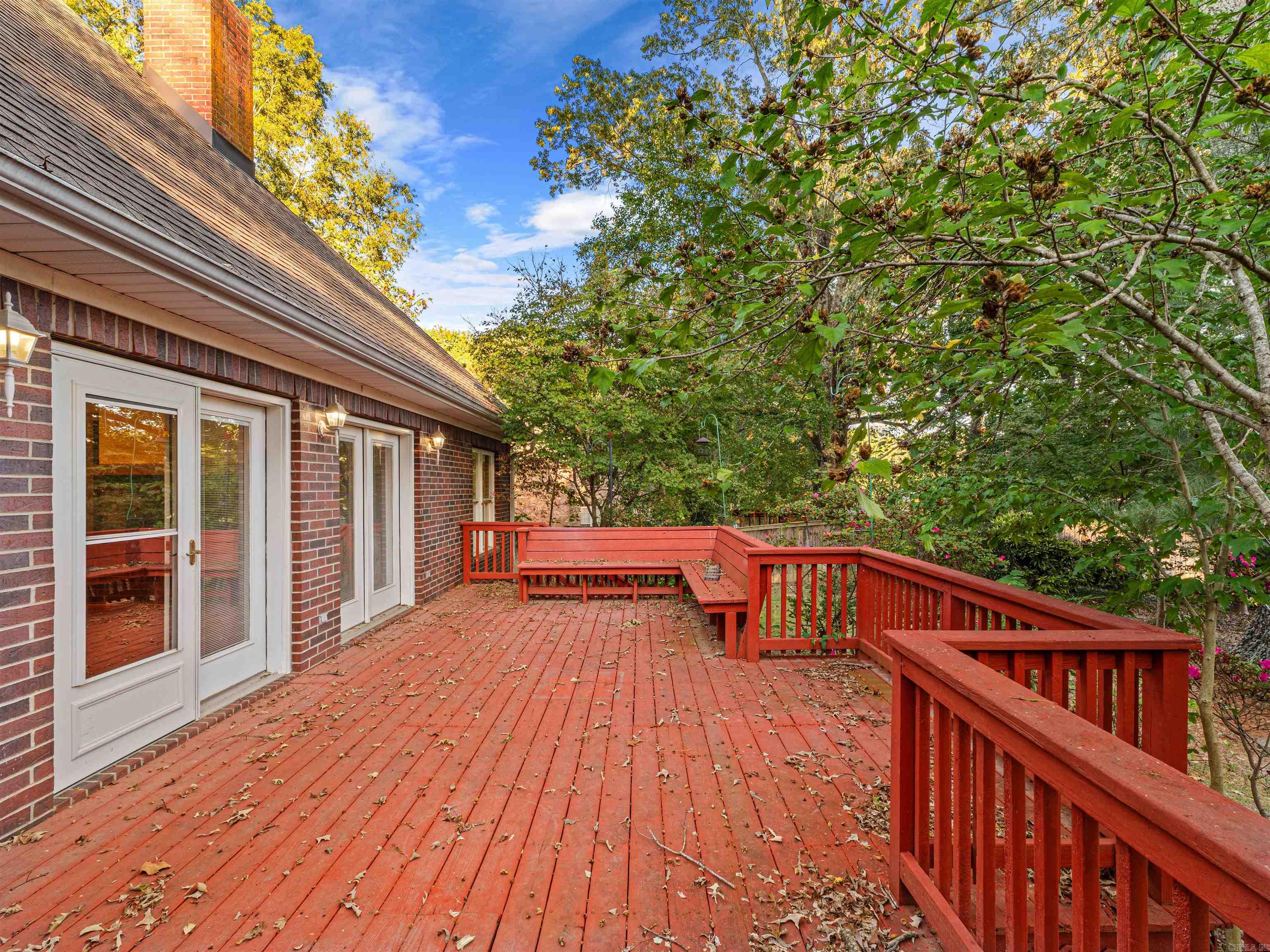 BRENTWOOD - Residential