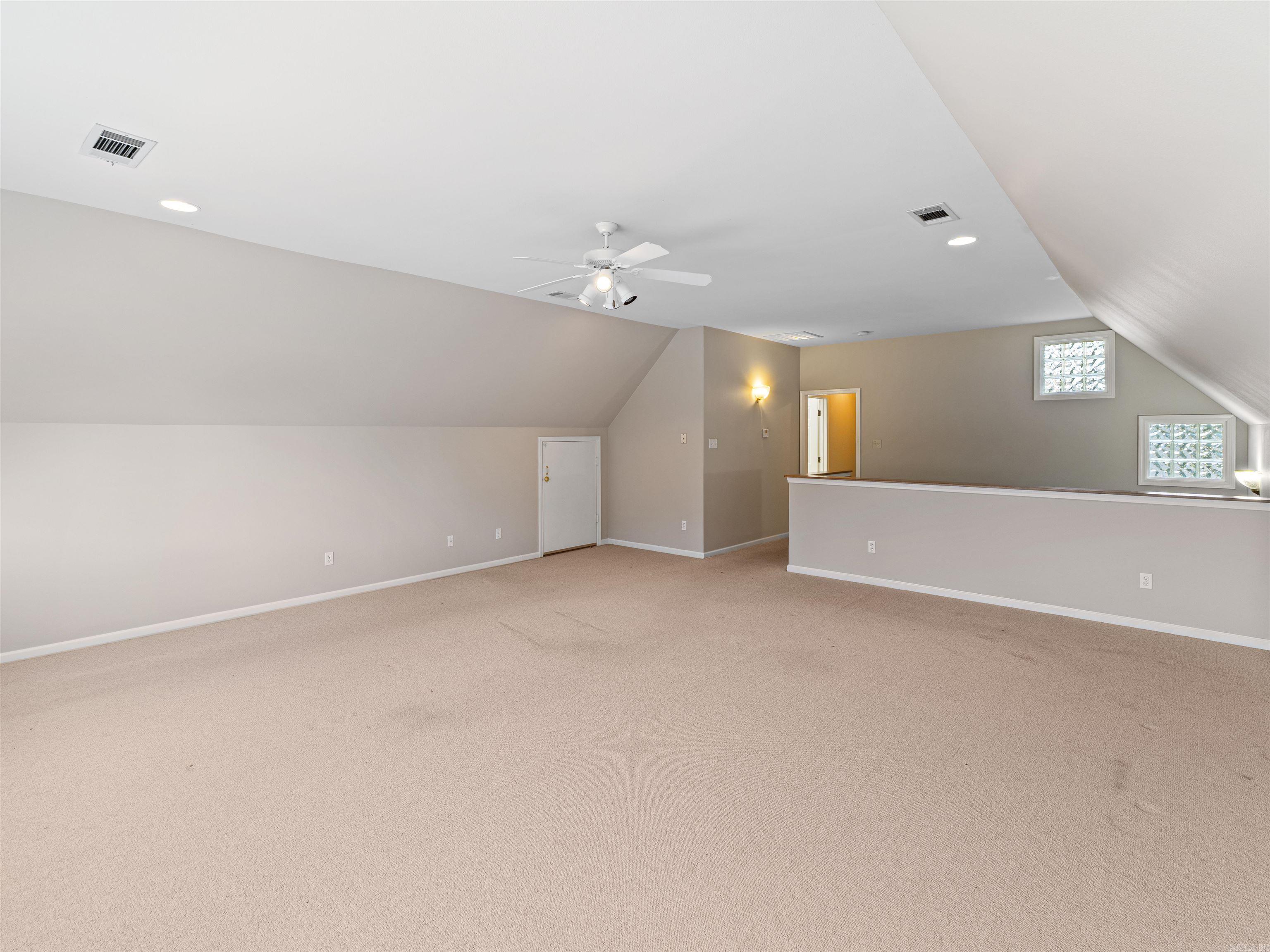 BRENTWOOD - Residential