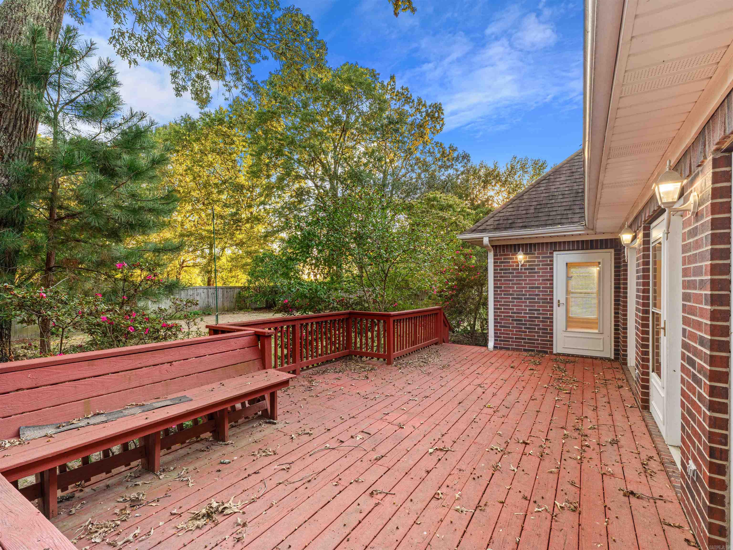 BRENTWOOD - Residential
