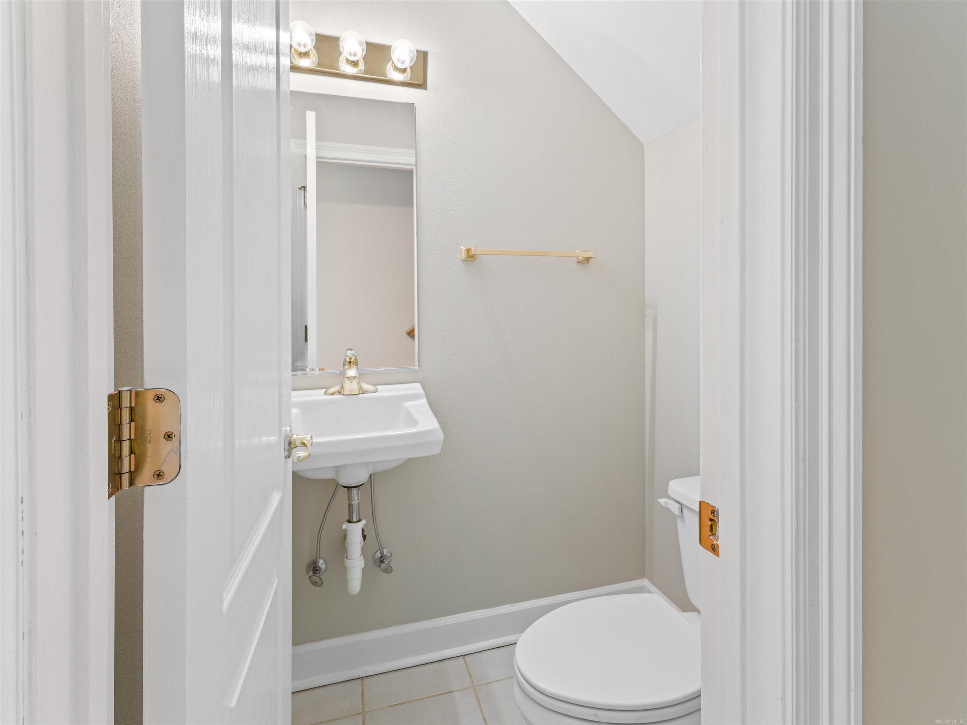 BRENTWOOD - Residential