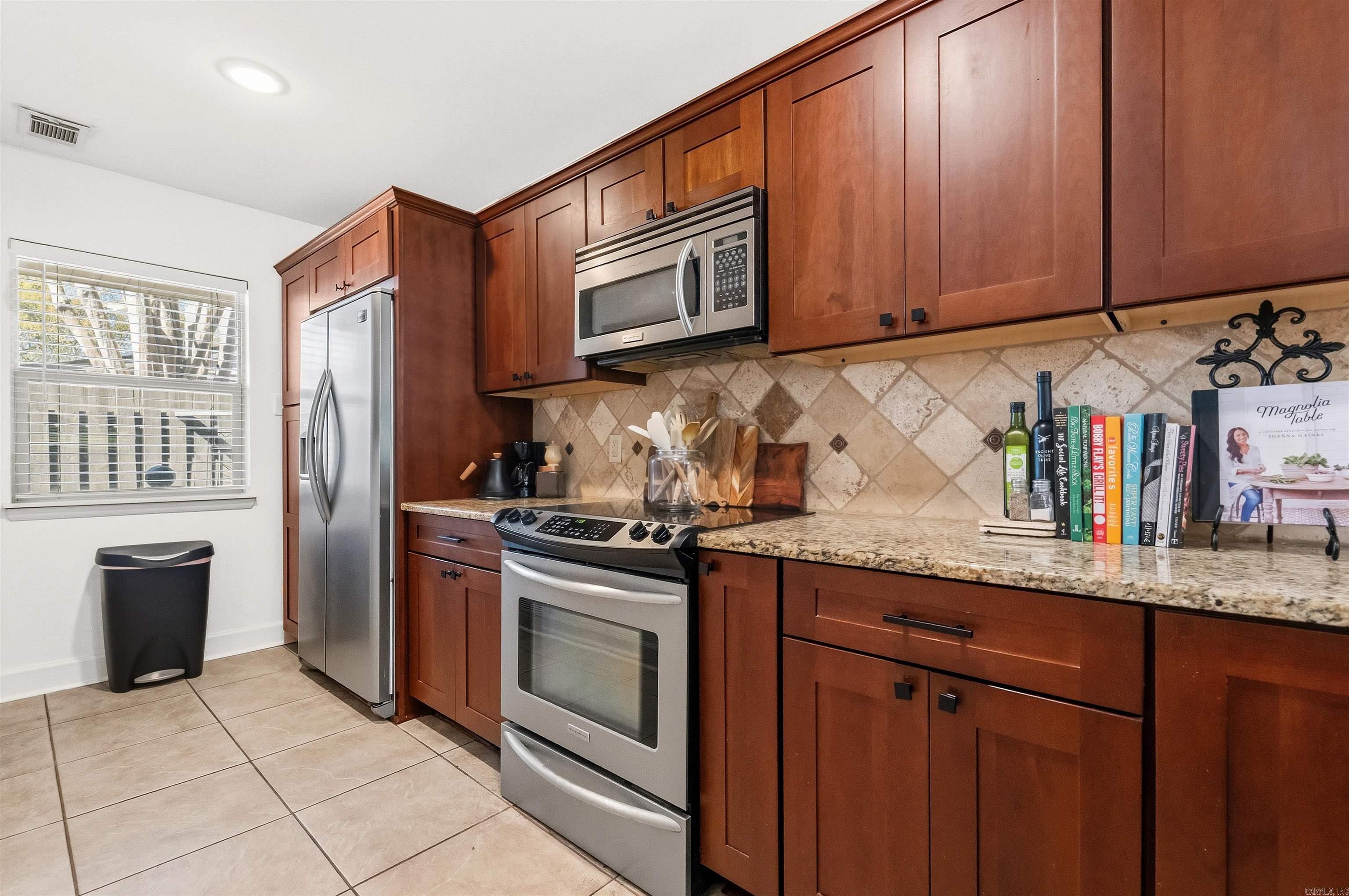 ROUND RIVER HPR - Residential