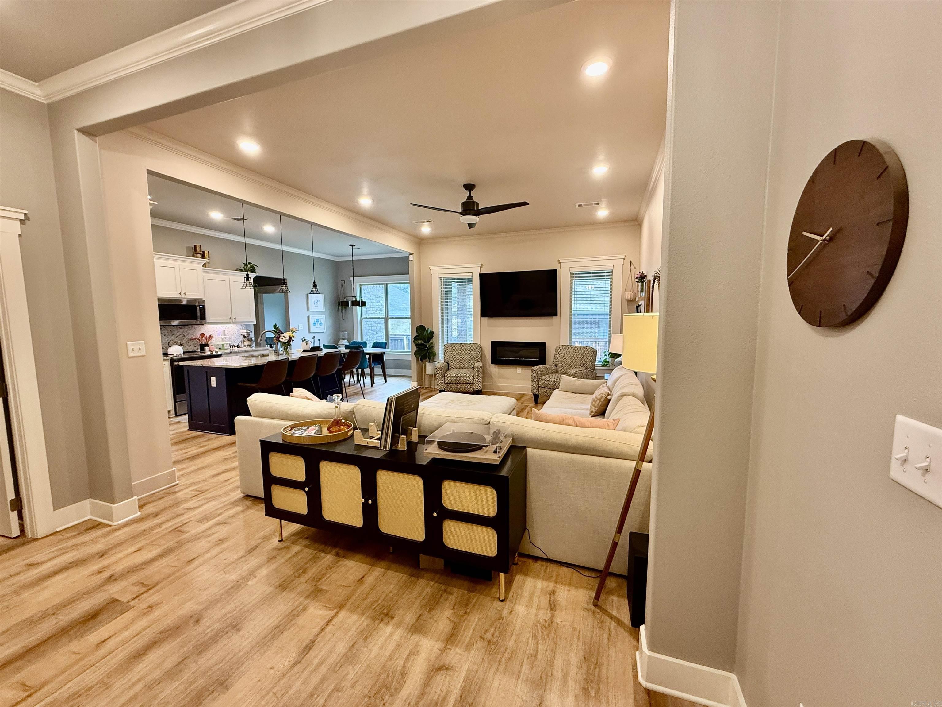 LEGACY POINTE - Residential