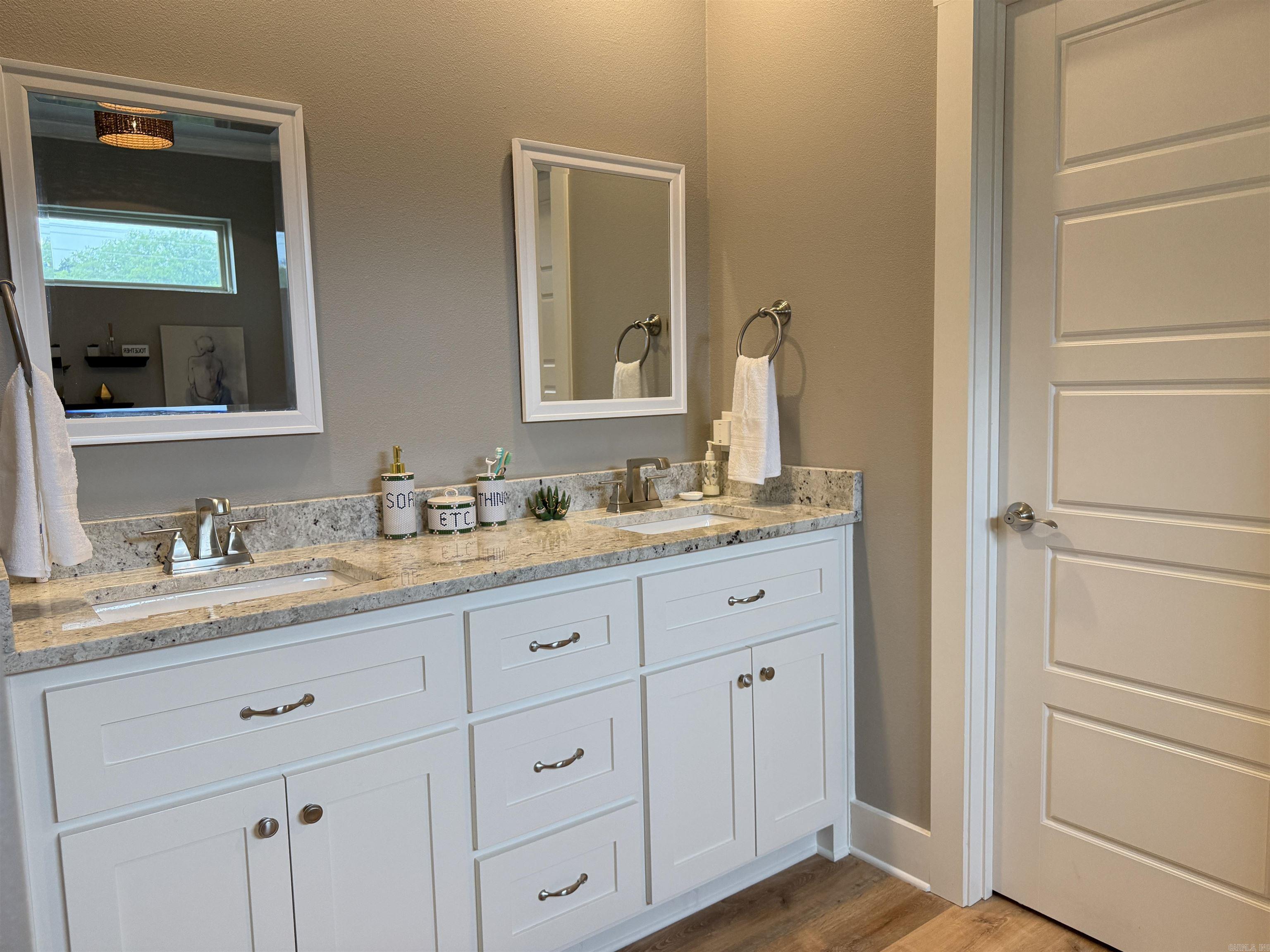 LEGACY POINTE - Residential