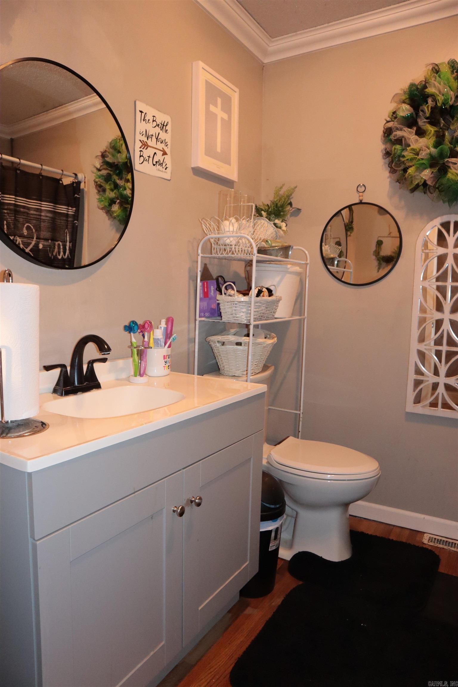 Knollcrest - Residential