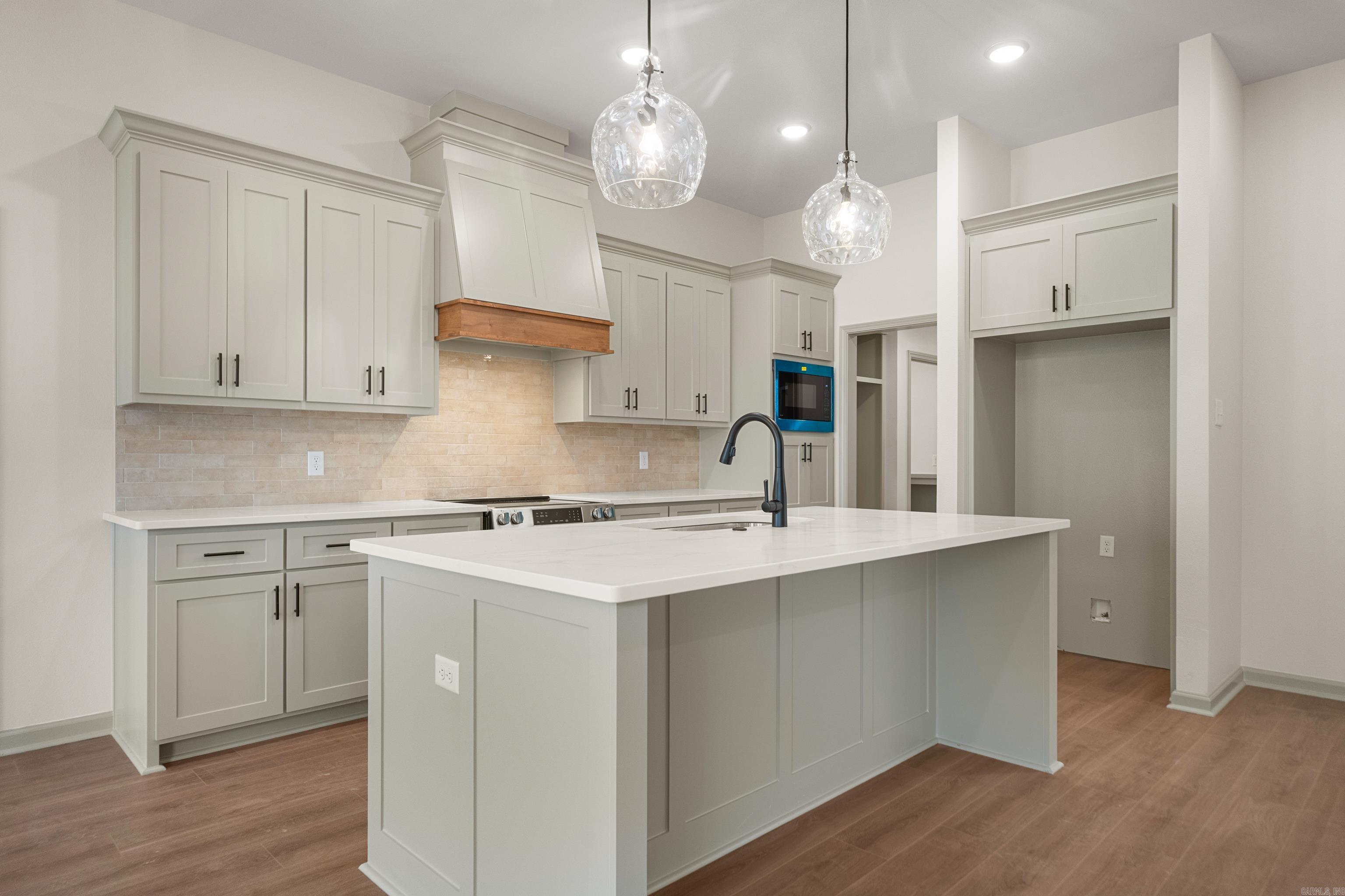 DIAMONDHEAD - Residential