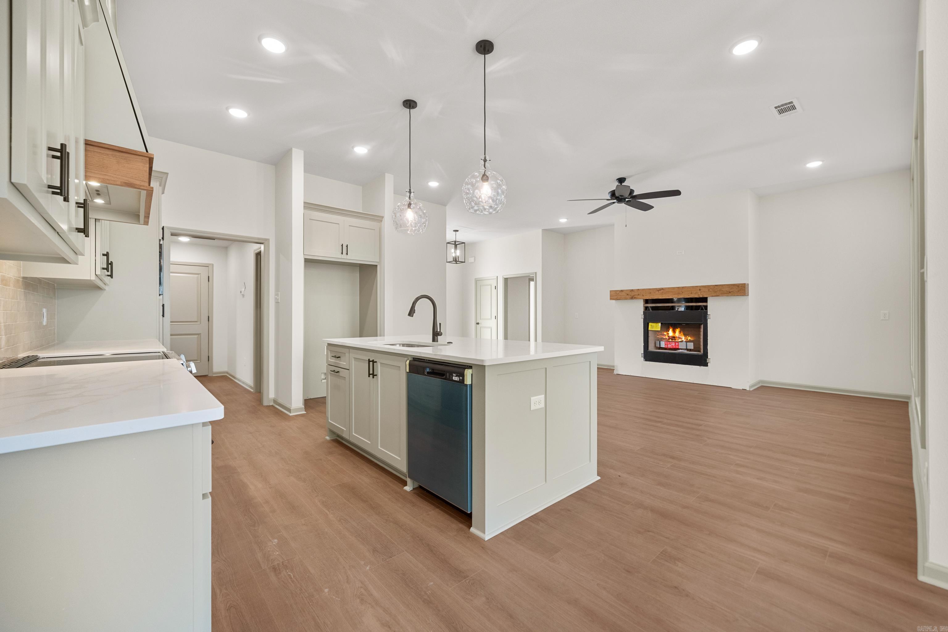 DIAMONDHEAD - Residential