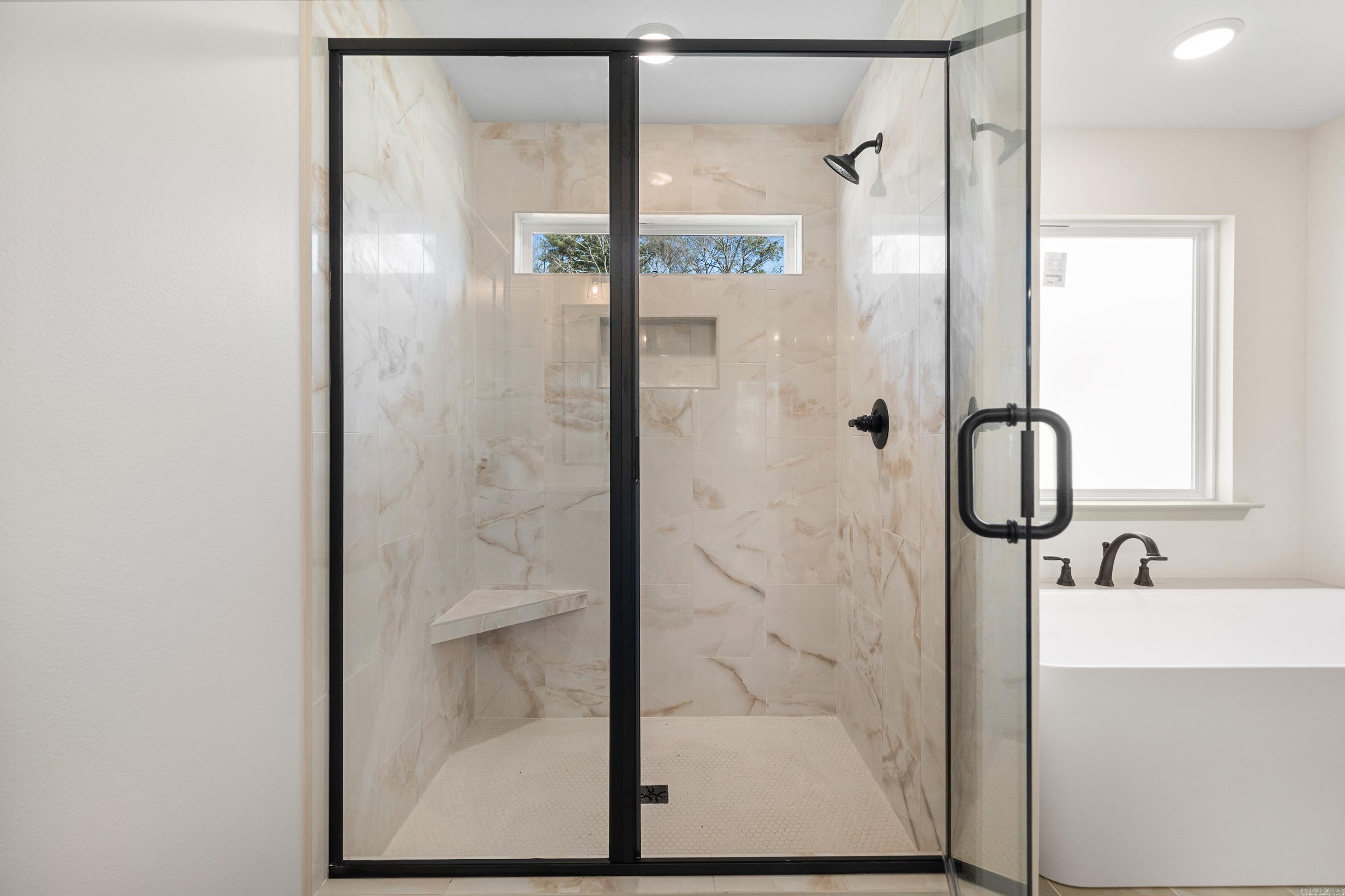 DIAMONDHEAD - Residential