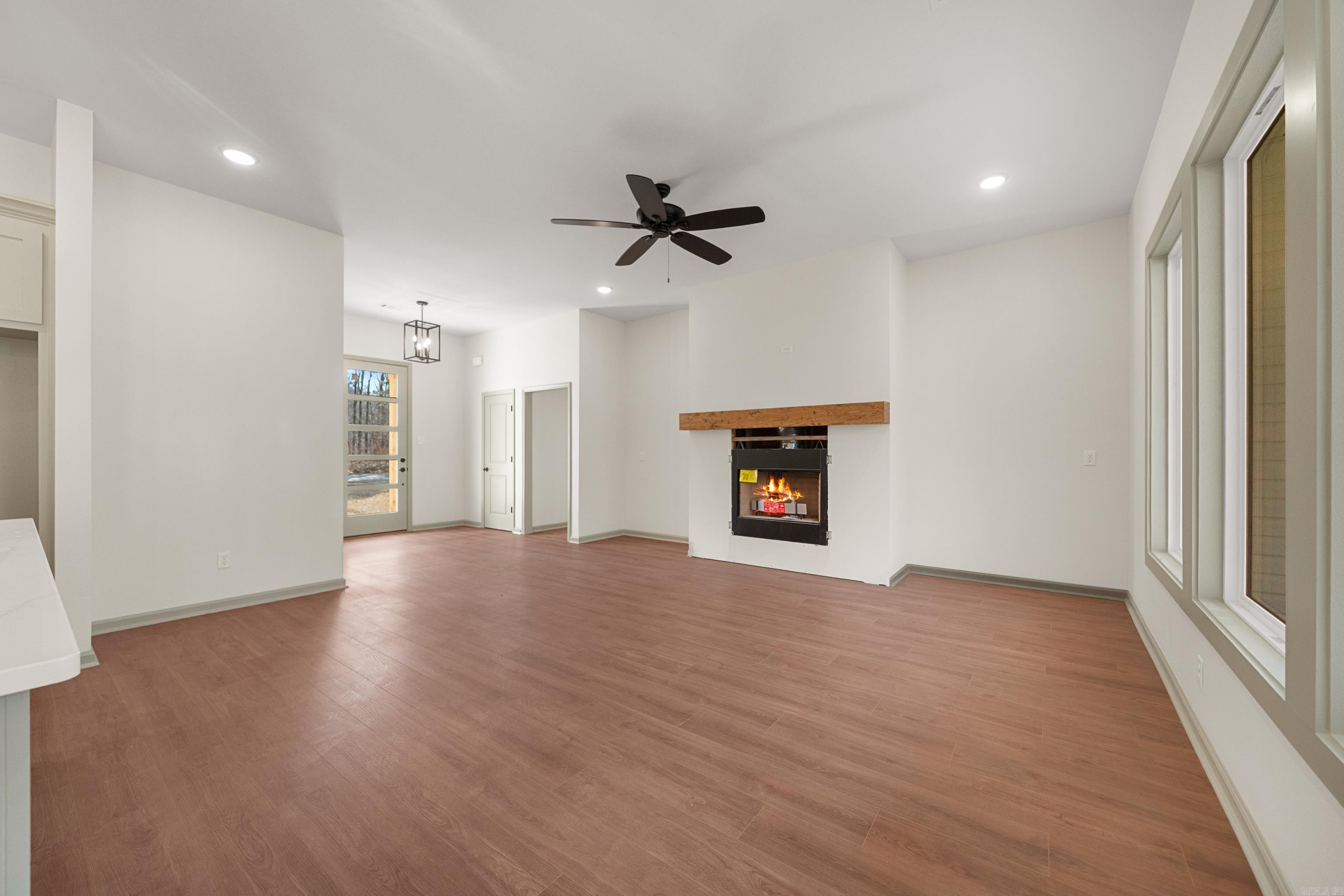 DIAMONDHEAD - Residential