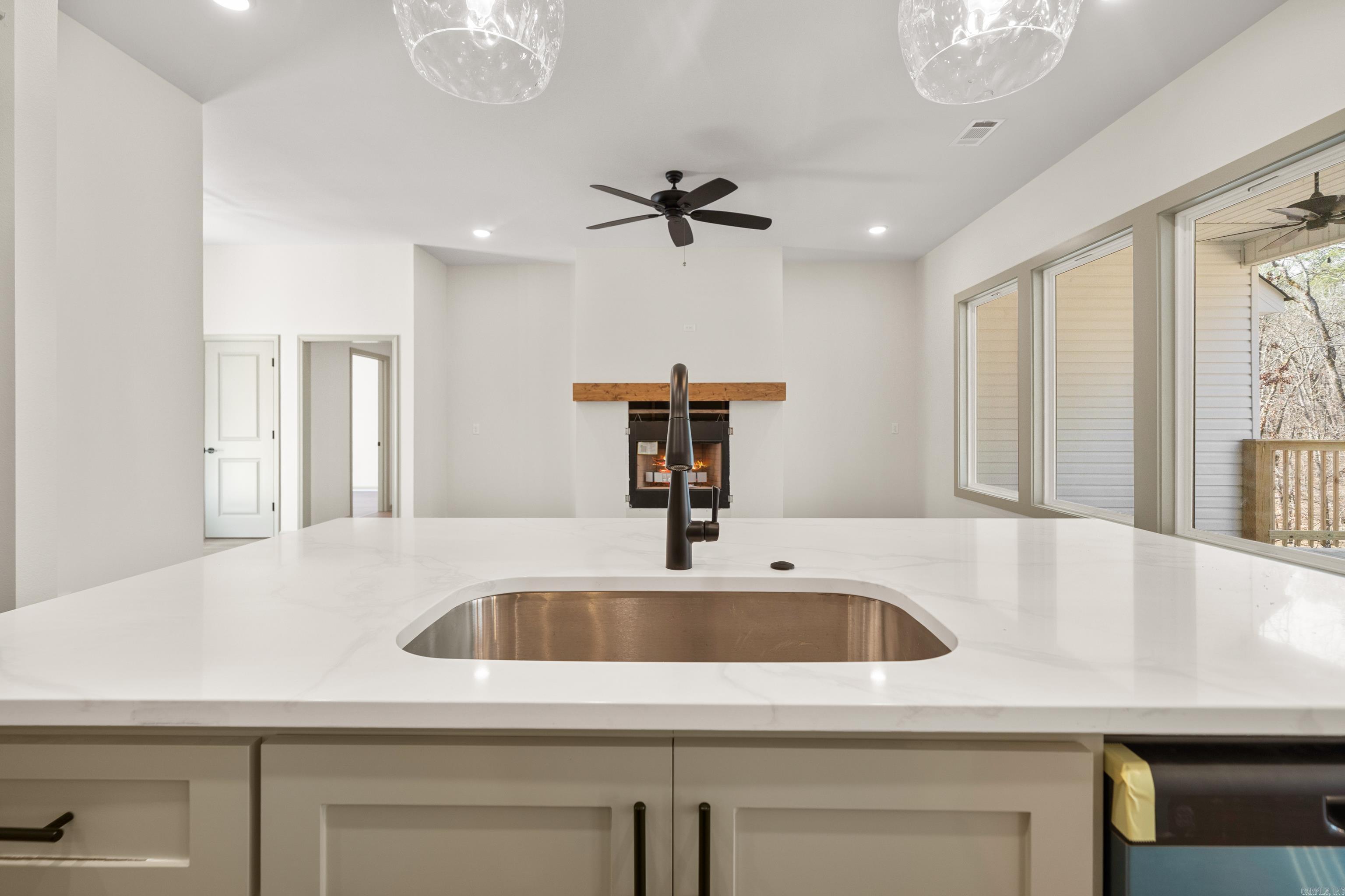 DIAMONDHEAD - Residential