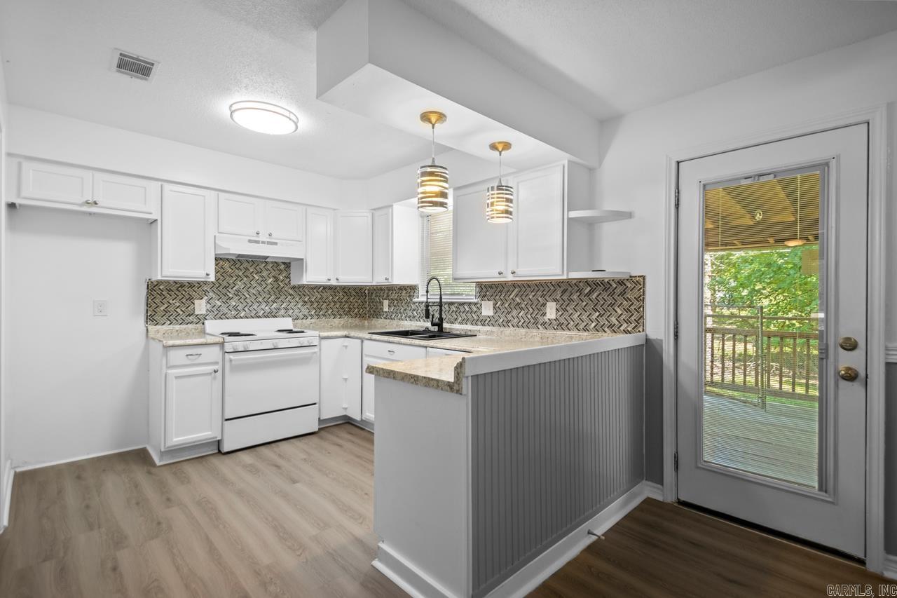 SANDALWOOD - Residential