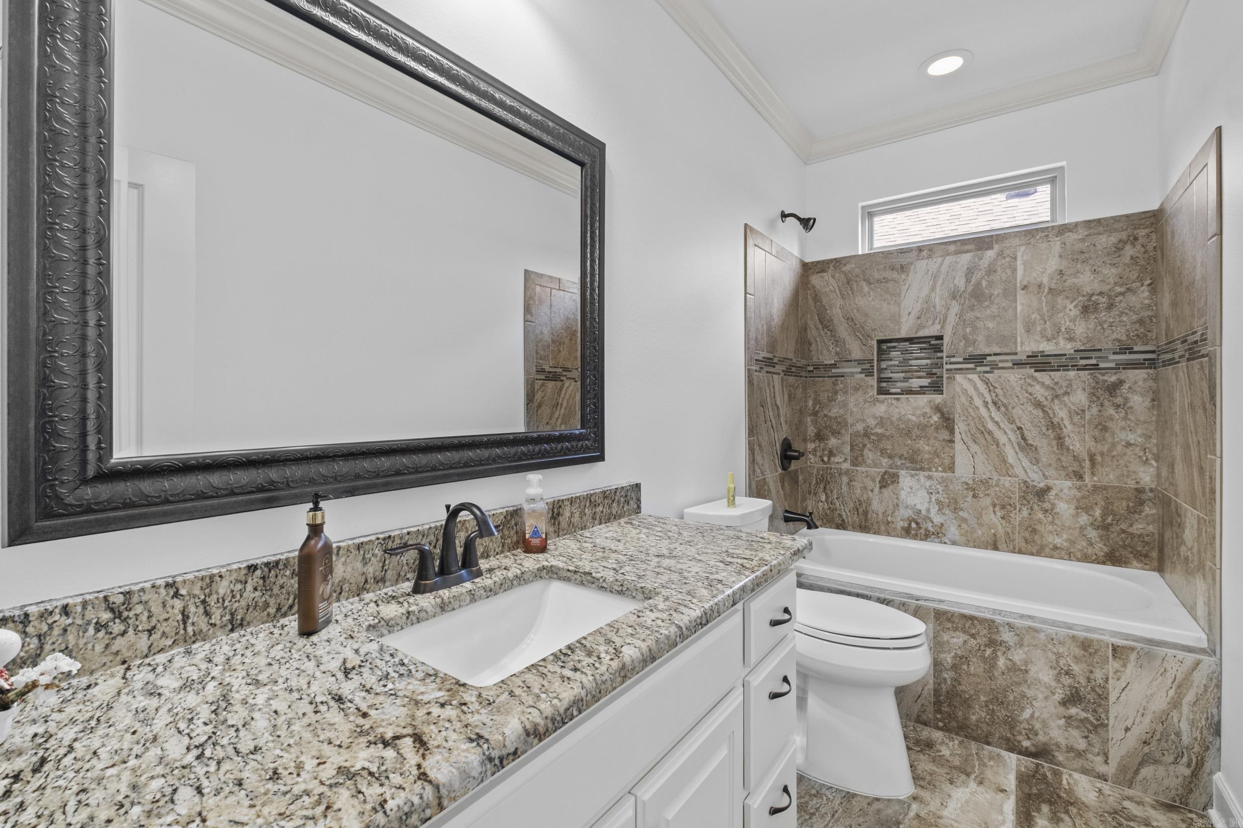 CHENAL VALLEY "MIRAMAR PLACE" - Residential