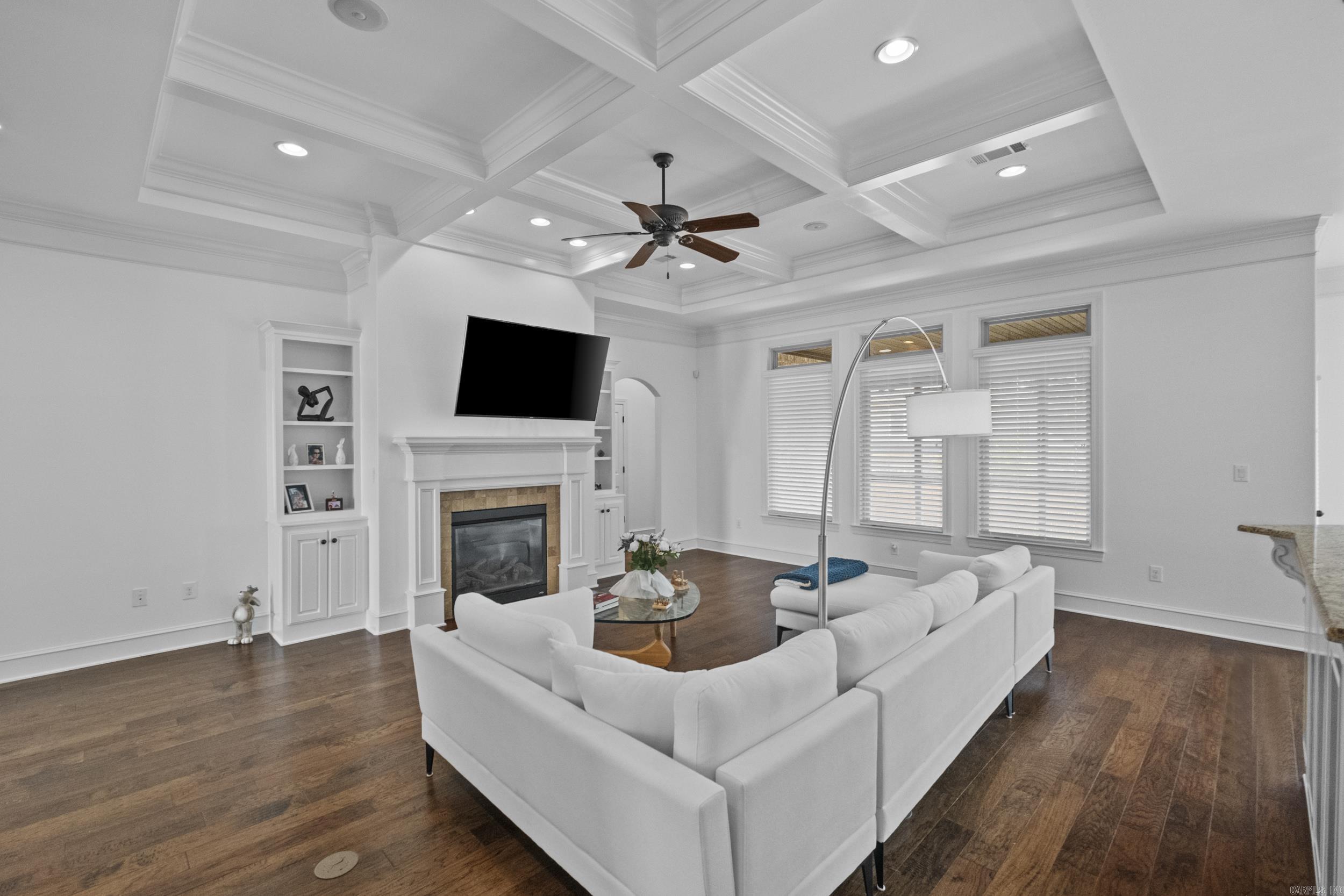 CHENAL VALLEY "MIRAMAR PLACE" - Residential