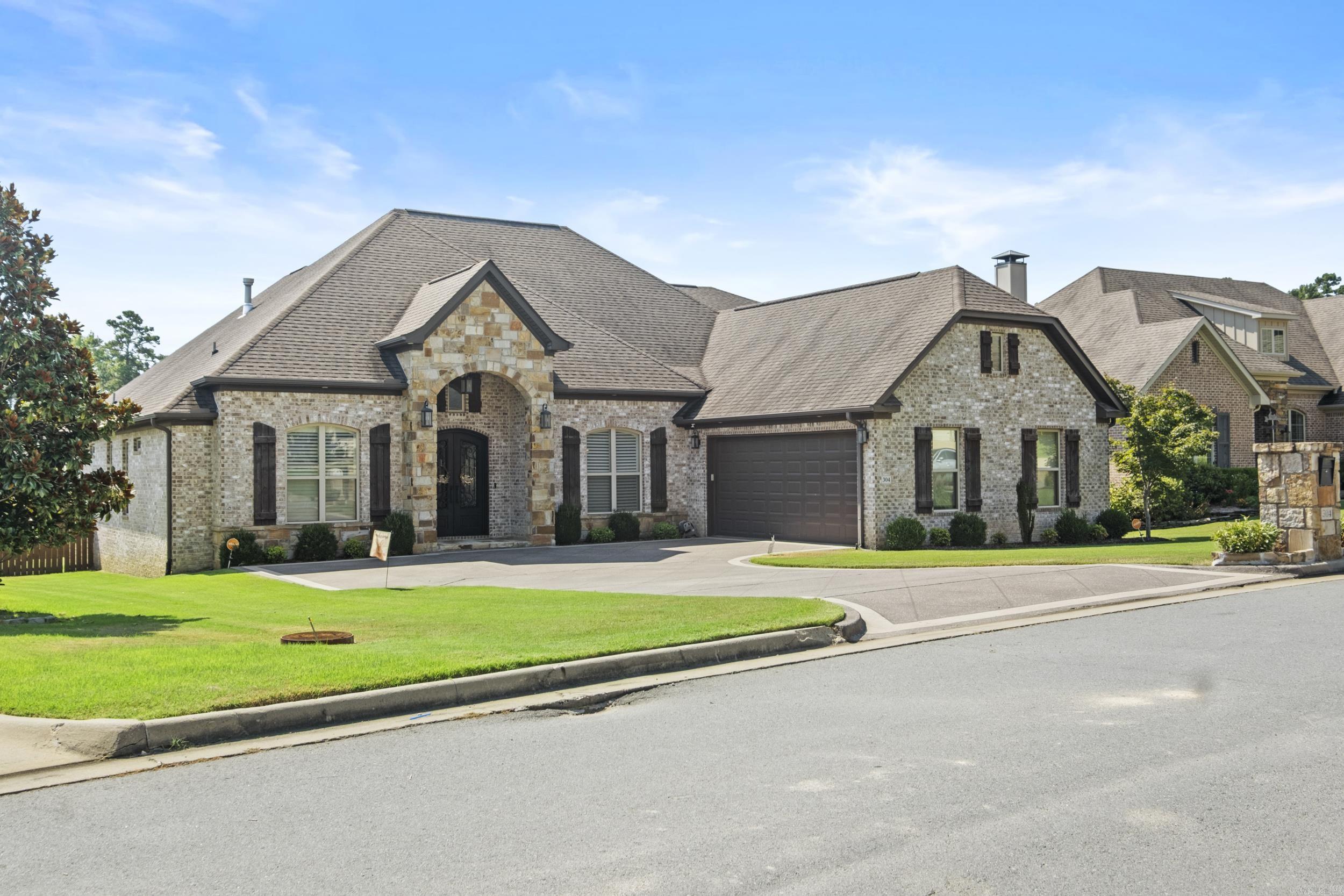 CHENAL VALLEY "MIRAMAR PLACE" - Residential