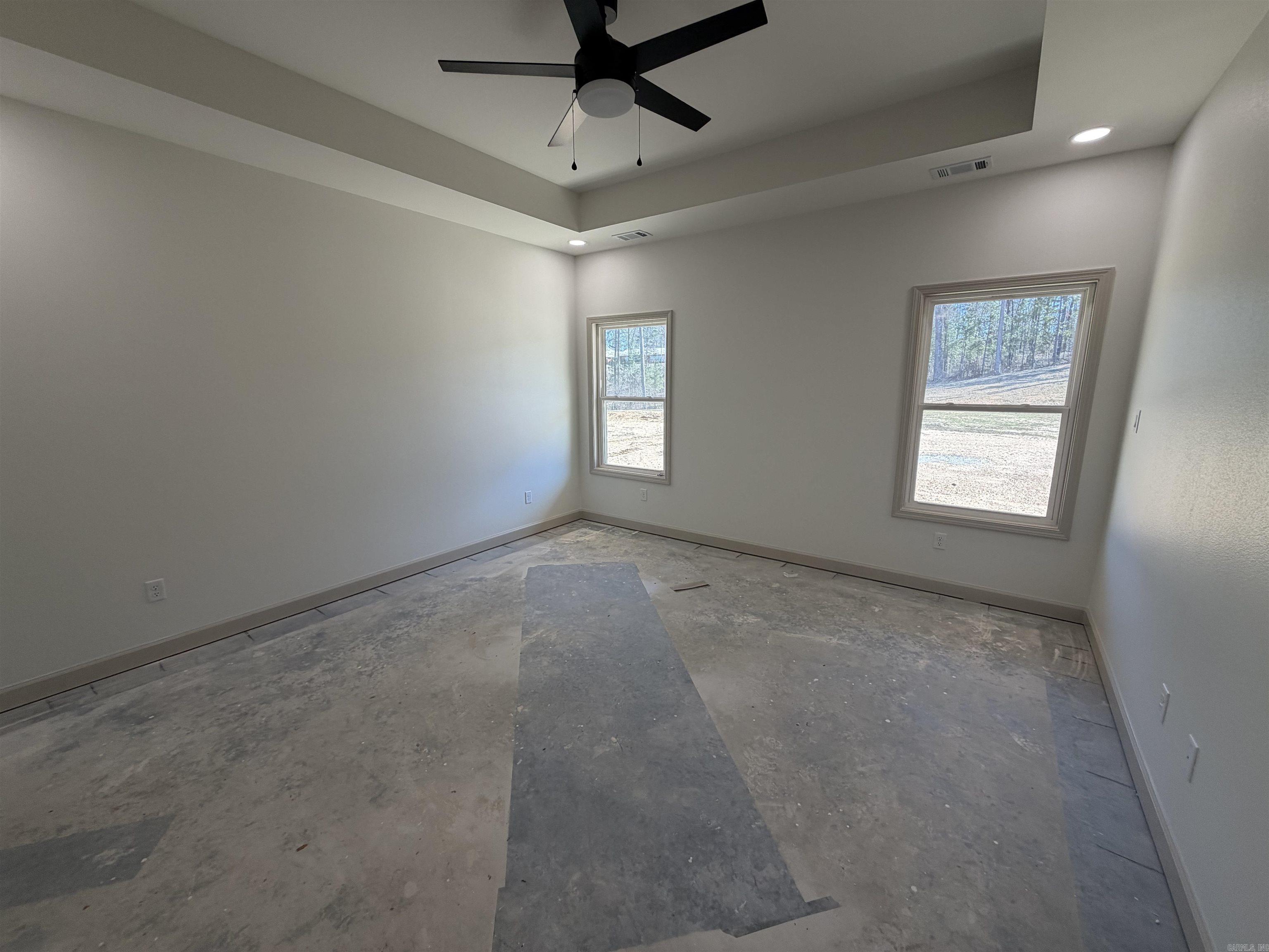 WINCHESTER ESTATES - Residential