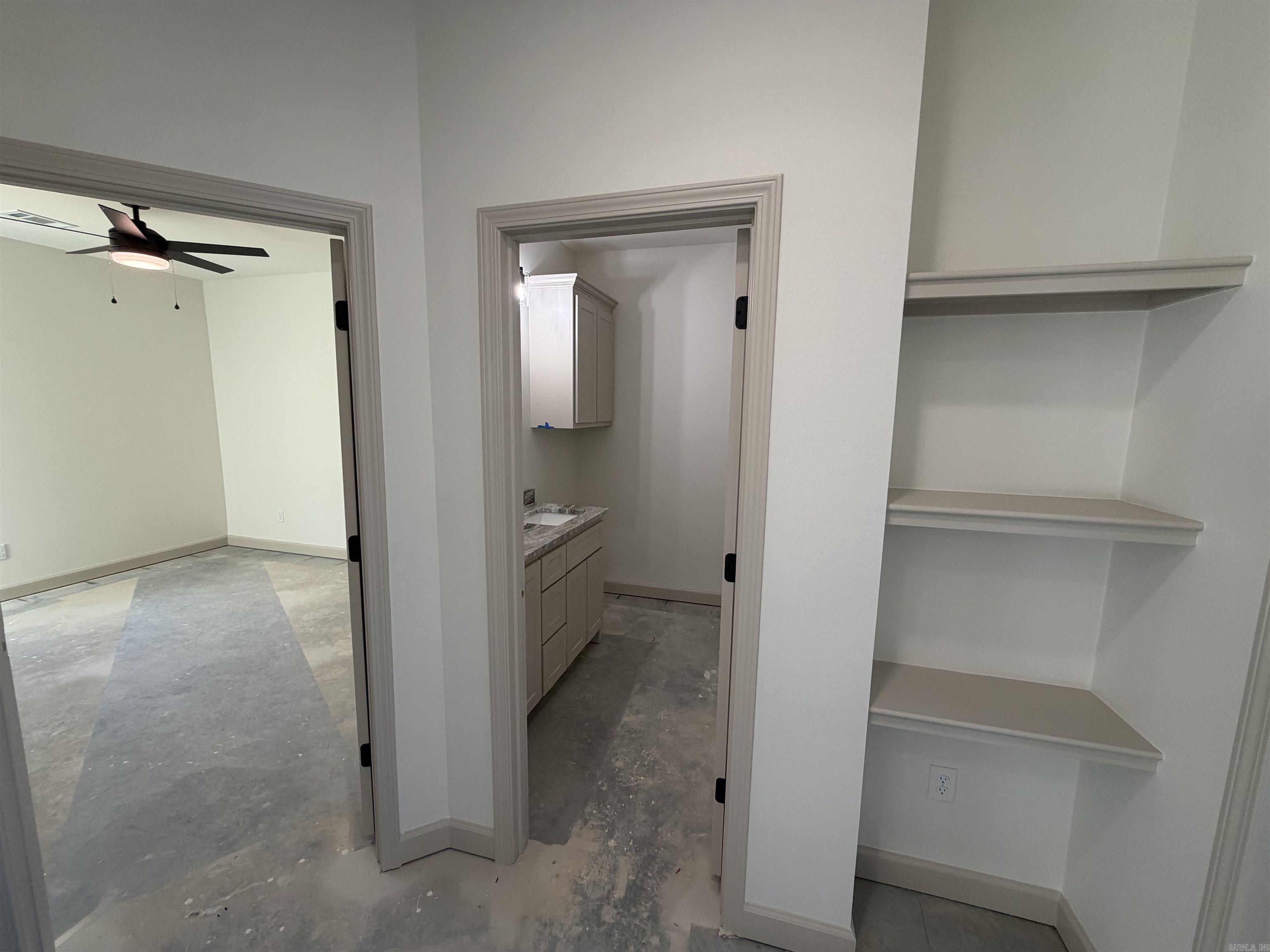 WINCHESTER ESTATES - Residential