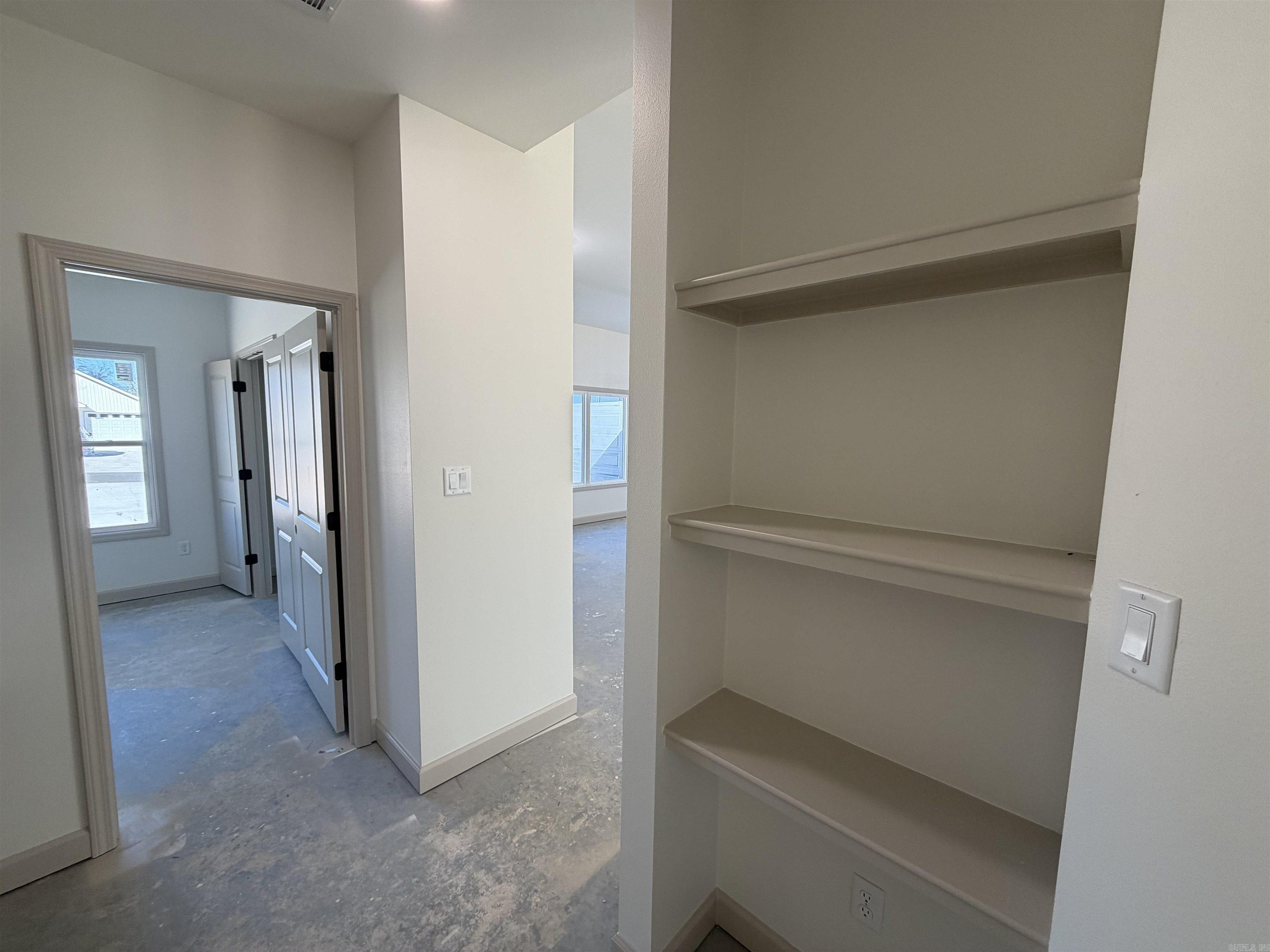 WINCHESTER ESTATES - Residential