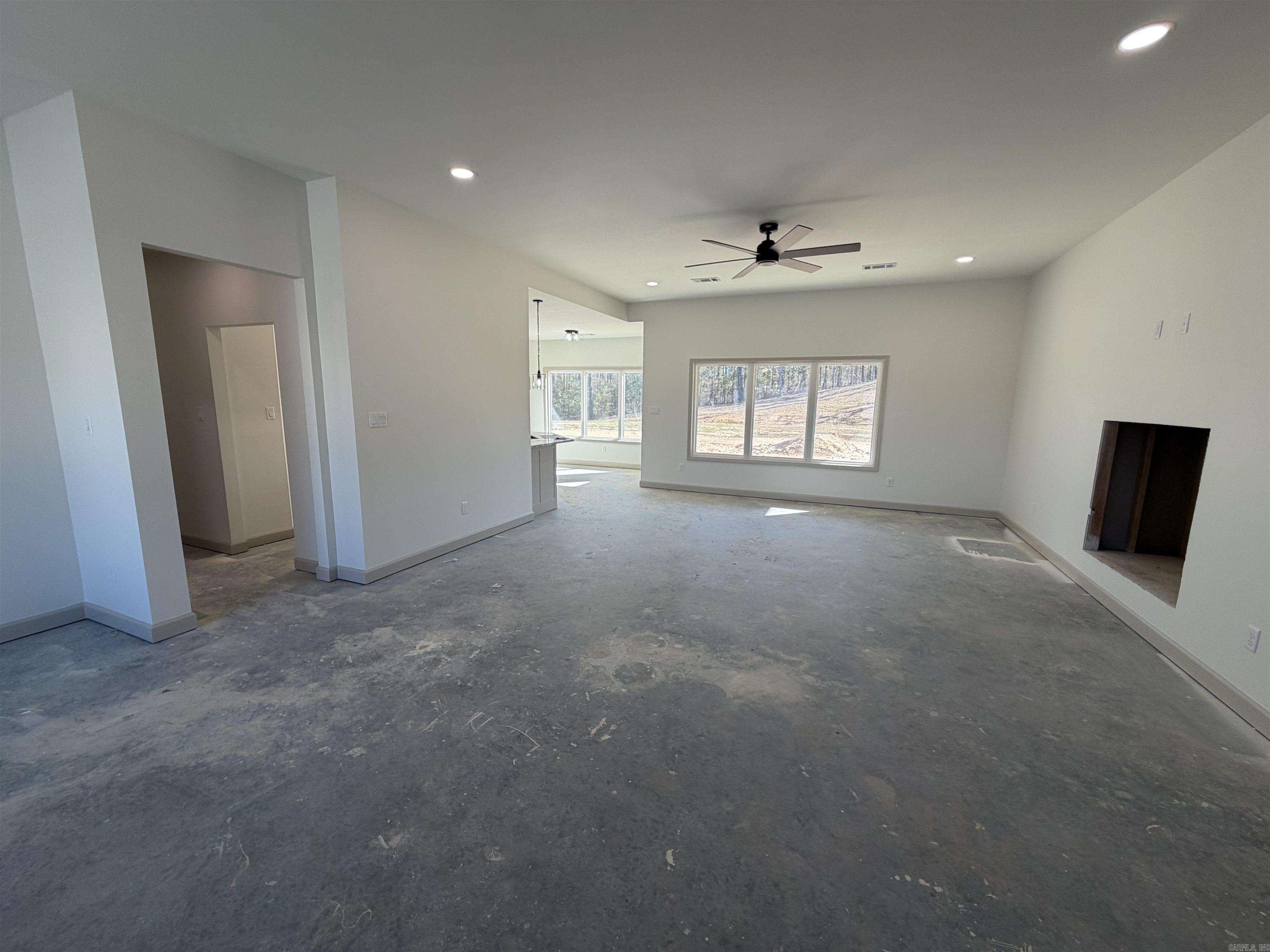 WINCHESTER ESTATES - Residential