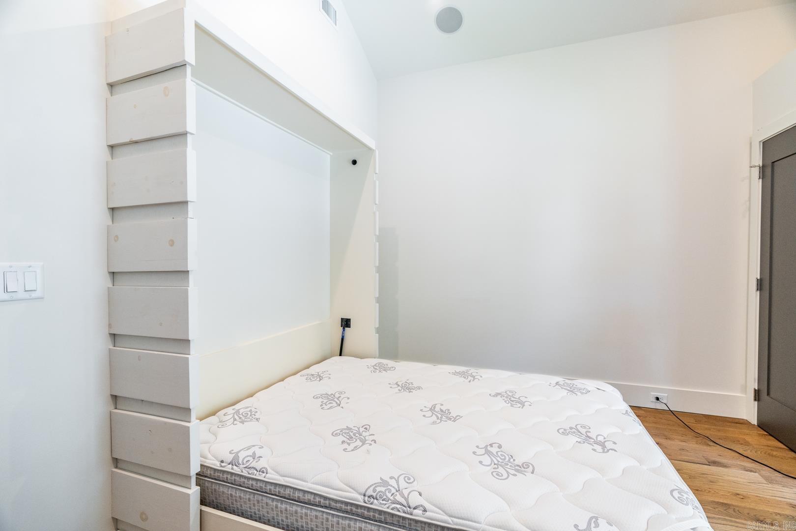 PARKVIEW - Residential