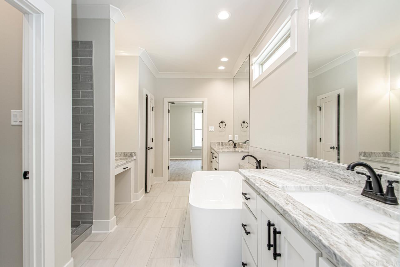 MILLERS GLENN - Residential