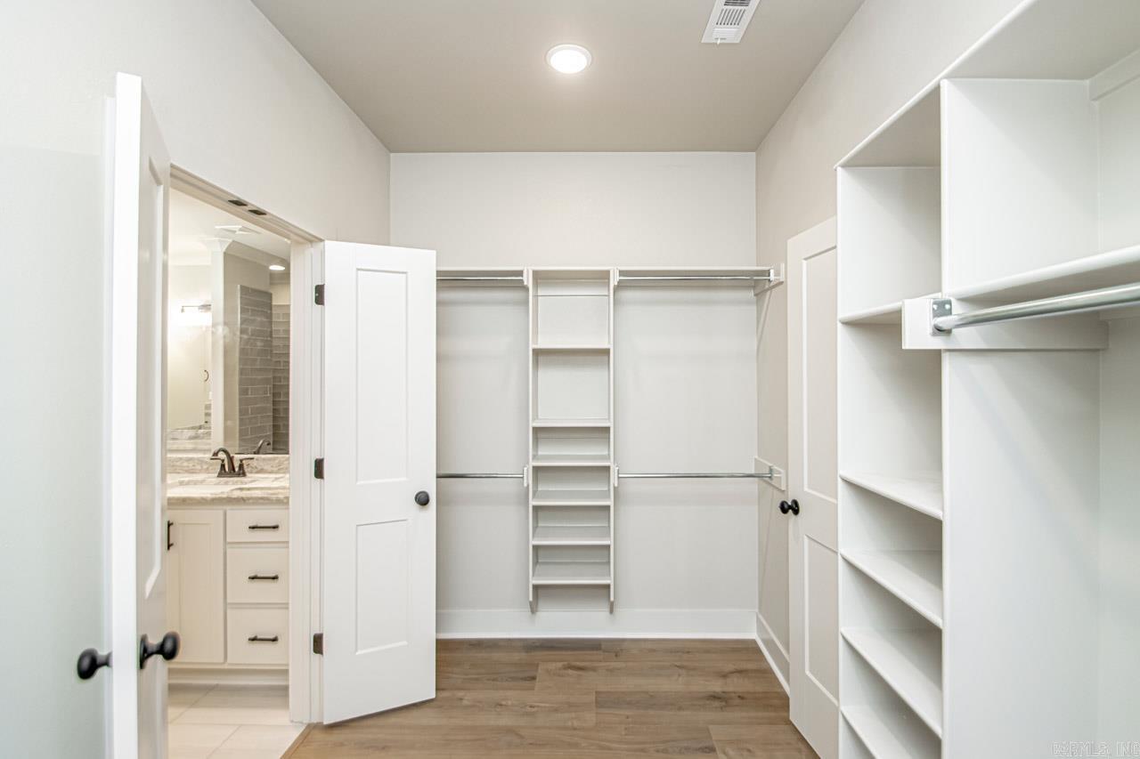 MILLERS GLENN - Residential