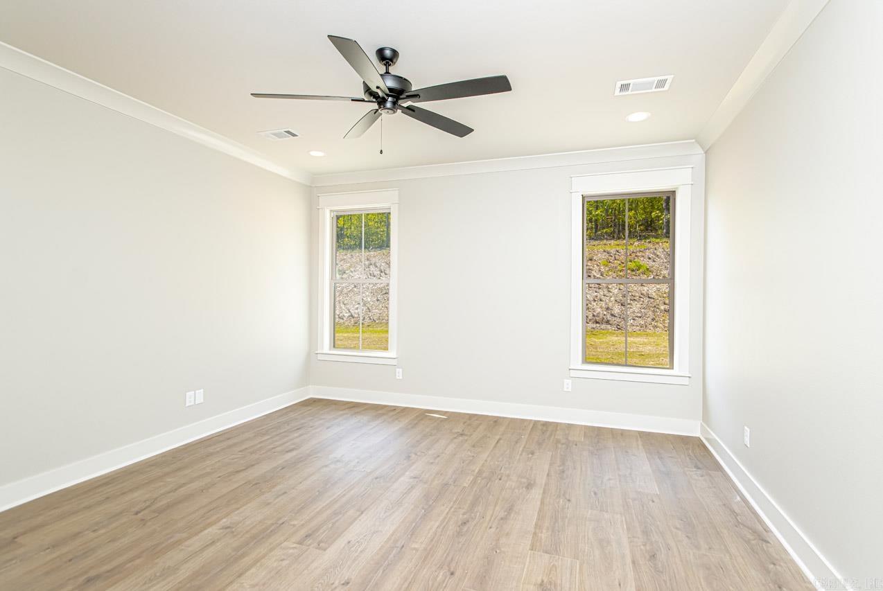 MILLERS GLENN - Residential