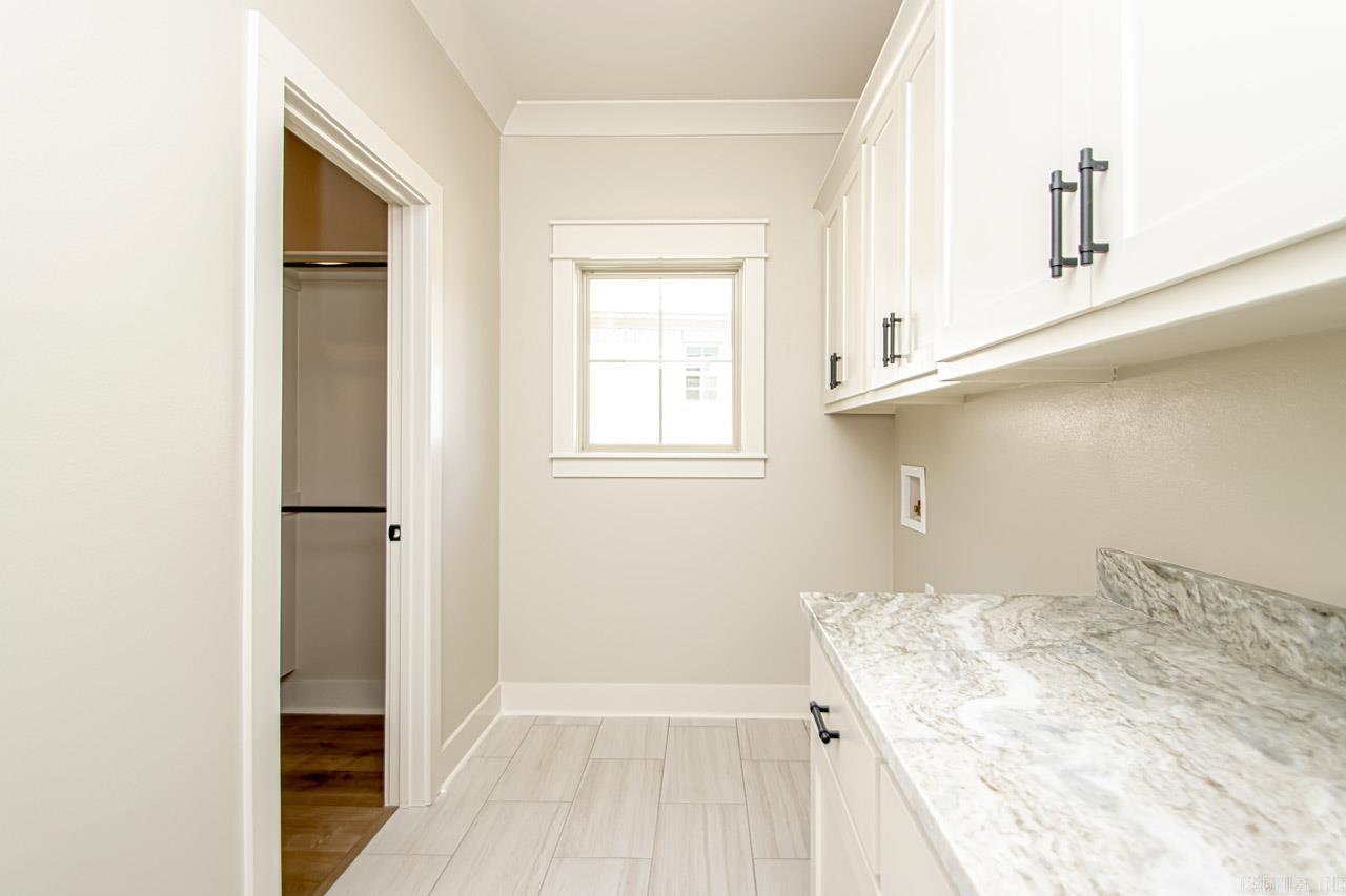 MILLERS GLENN - Residential