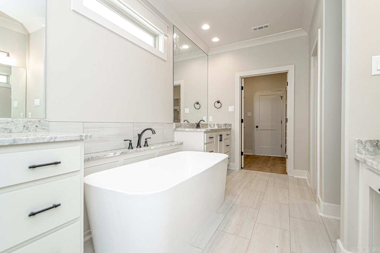 MILLERS GLENN - Residential