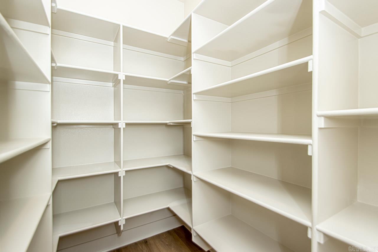 MILLERS GLENN - Residential