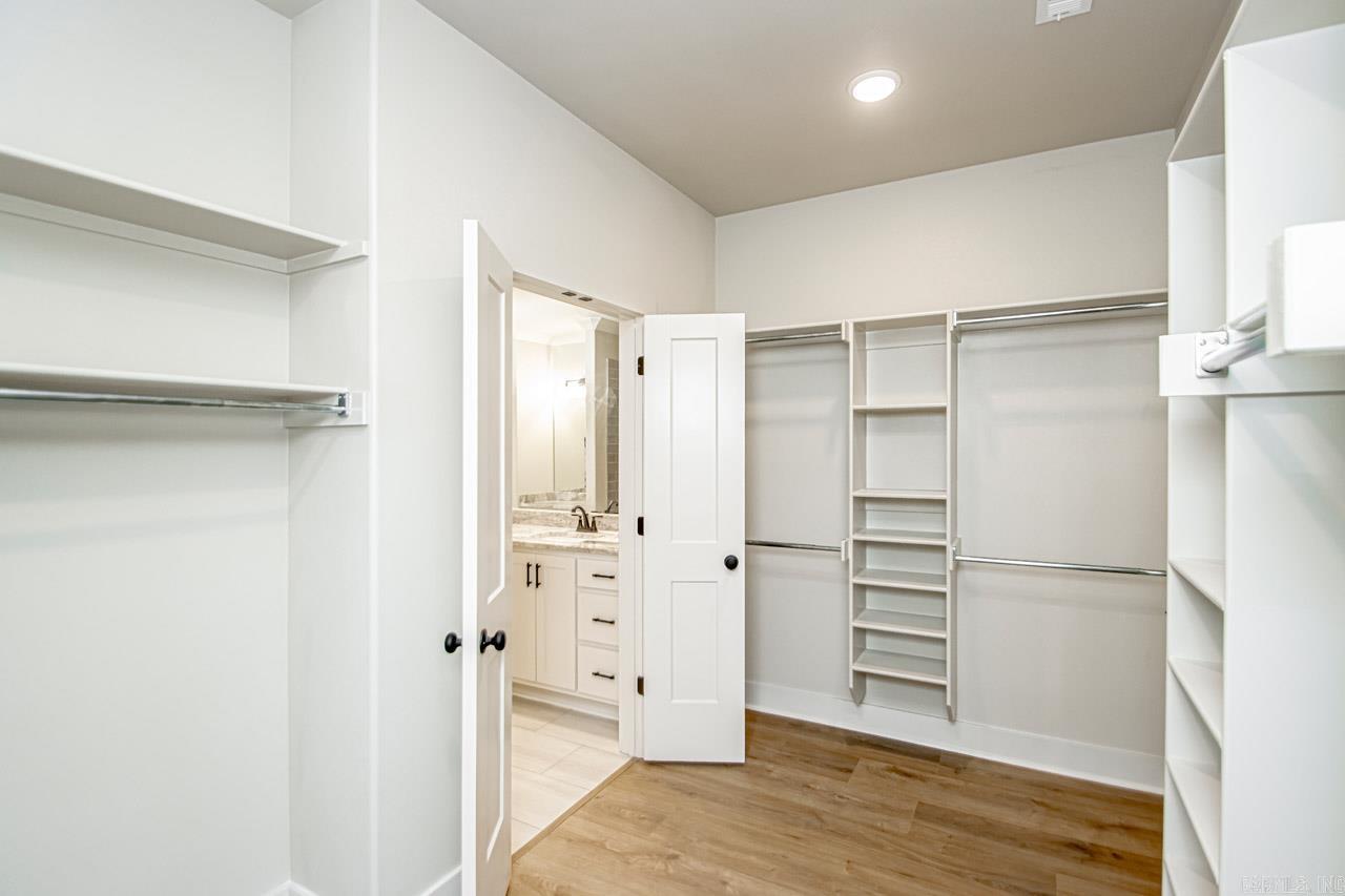 MILLERS GLENN - Residential