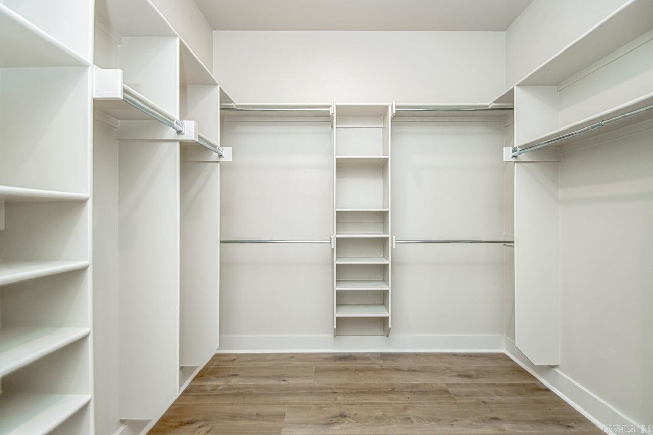 MILLERS GLENN - Residential